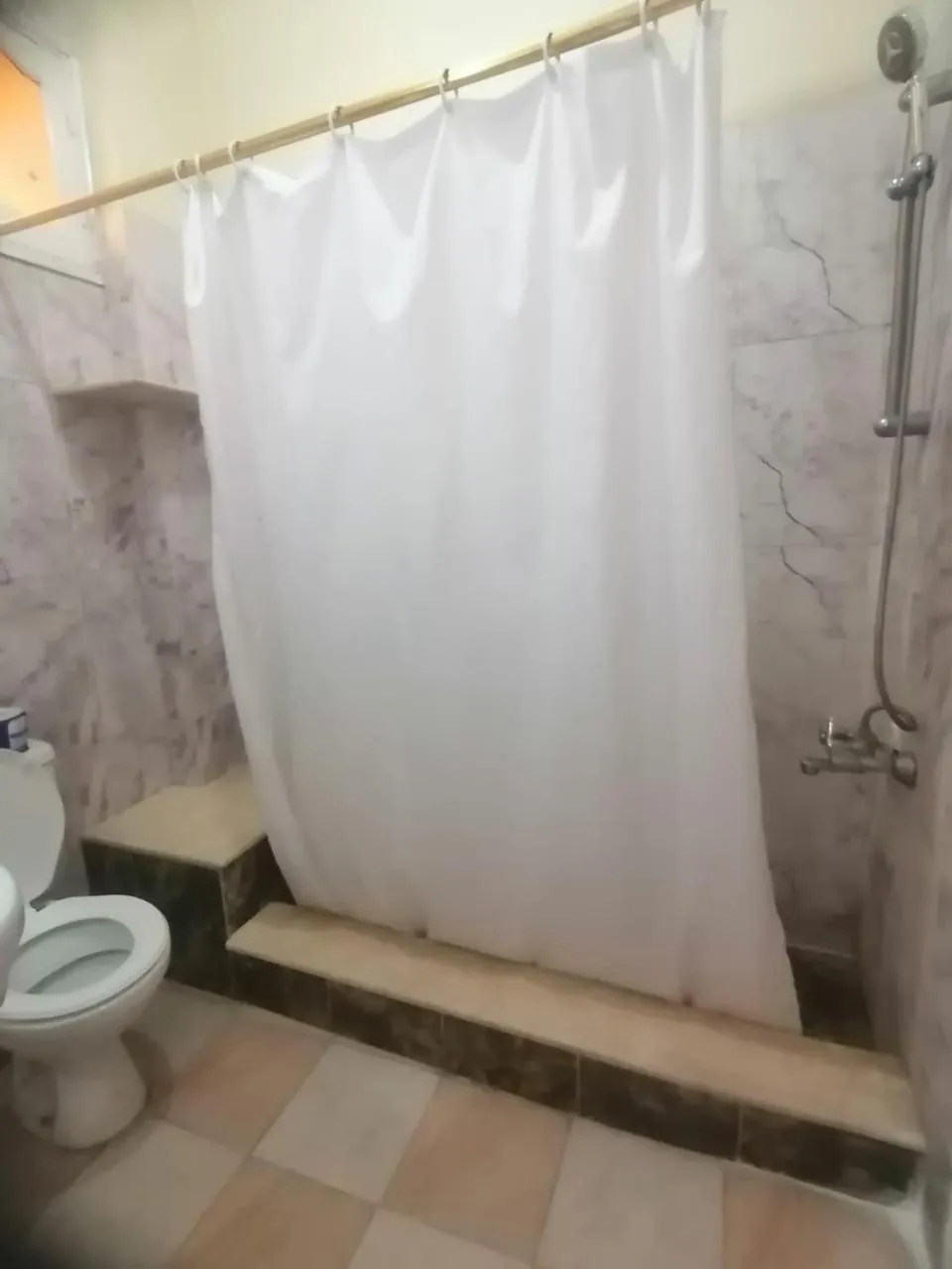 Rezeiky Hotel & Camp