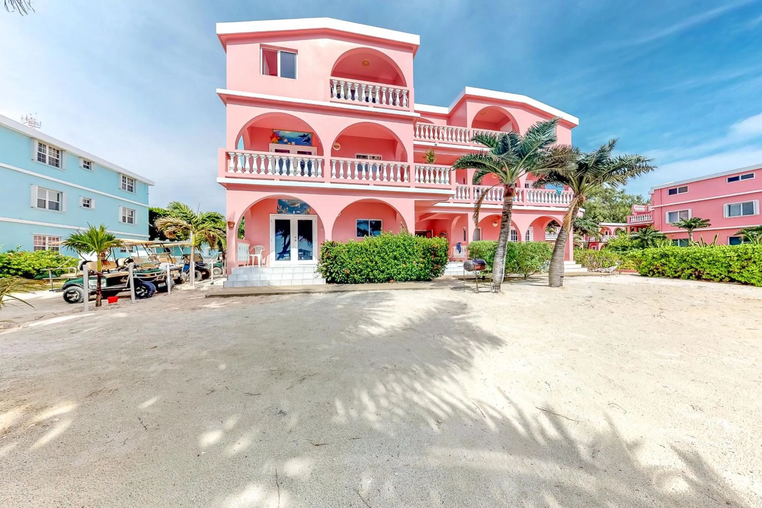 Palm @ Caribe Island