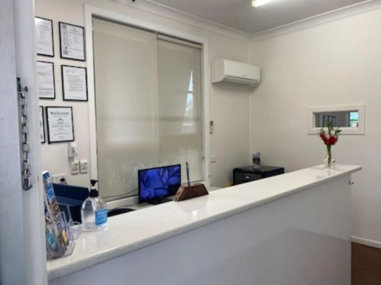 Lobby or reception in Buckaroo Motor Inn