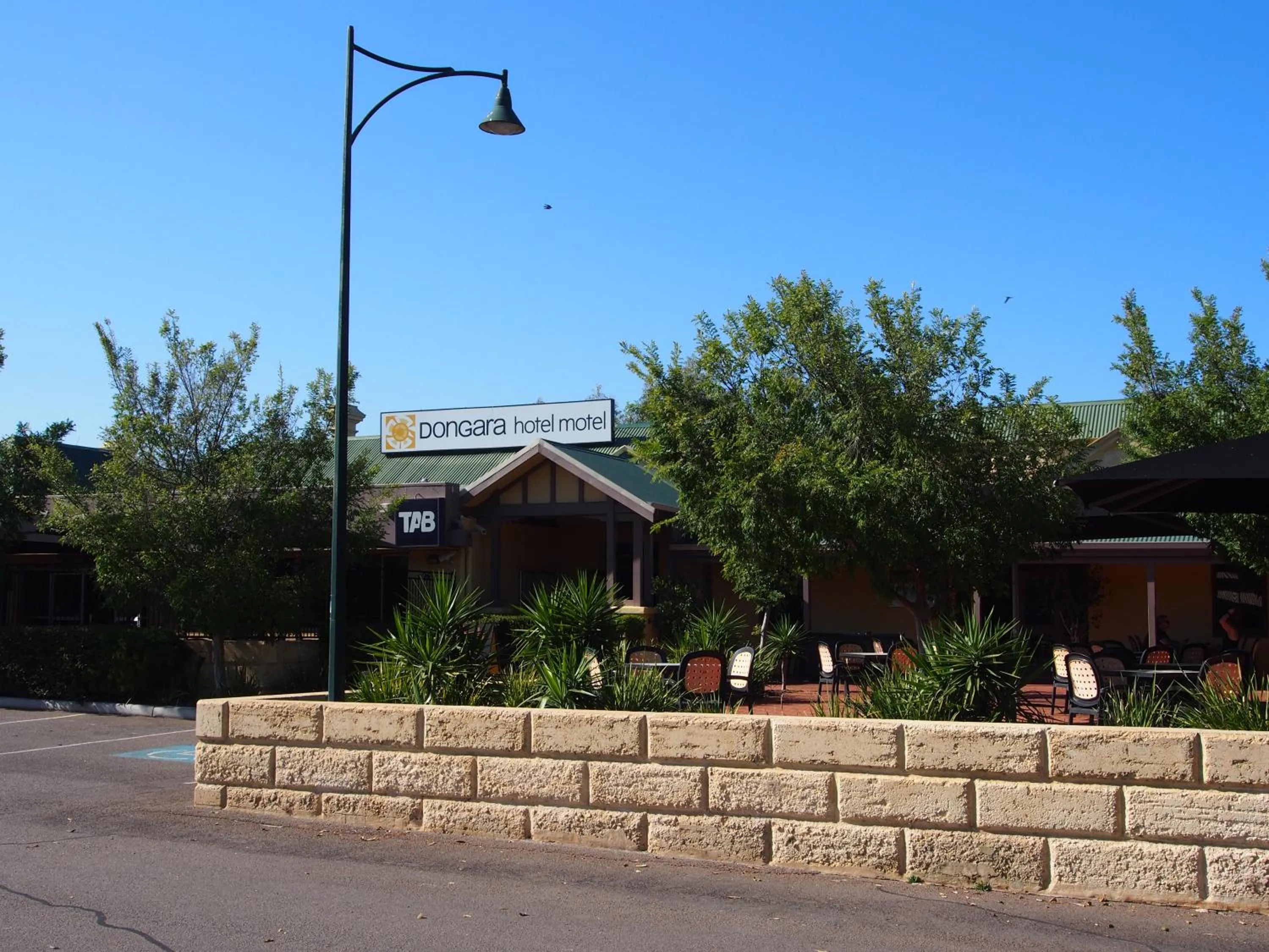 Property building in Dongara Hotel Motel