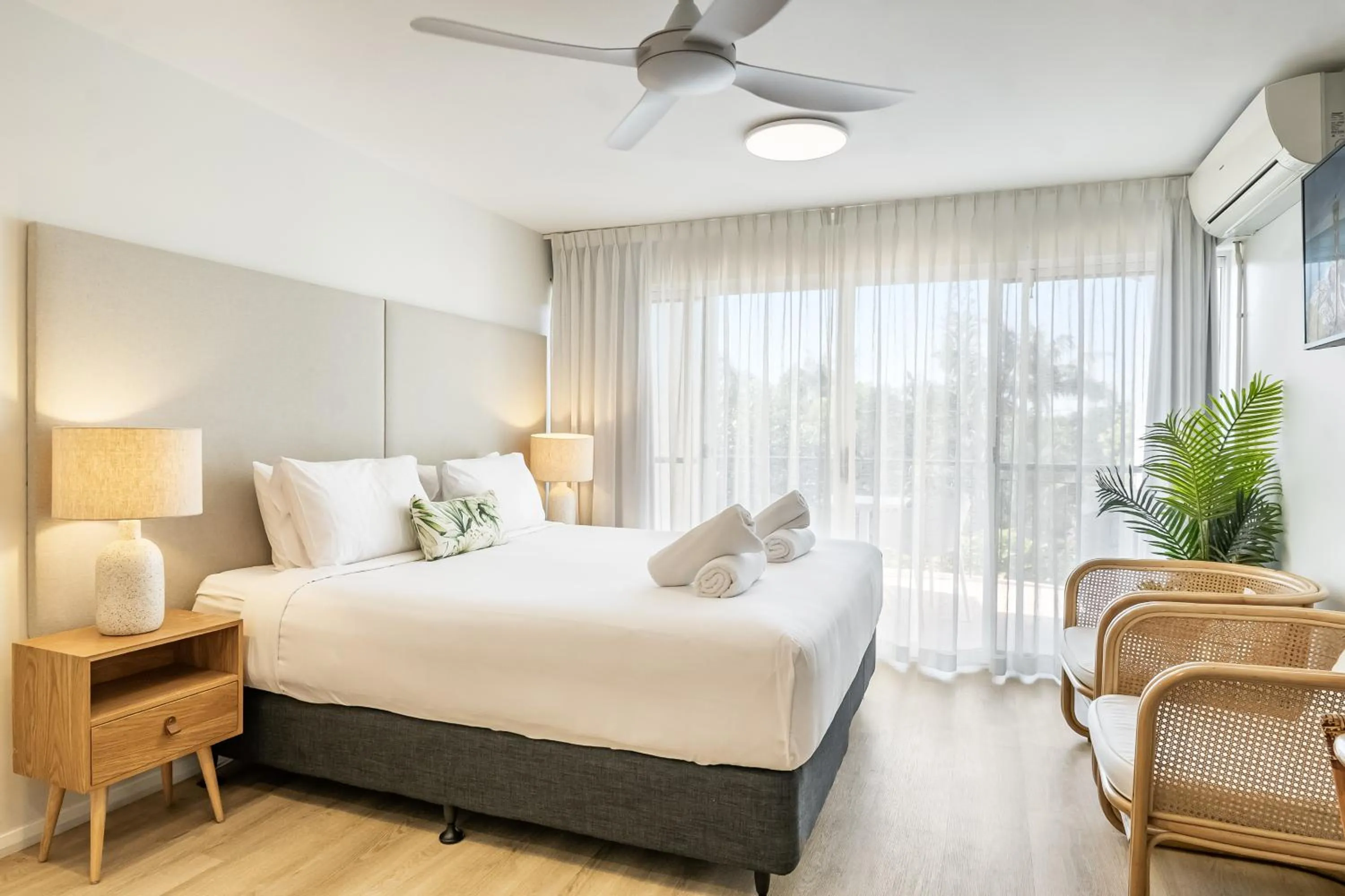 Bed in Eco Beach Resort