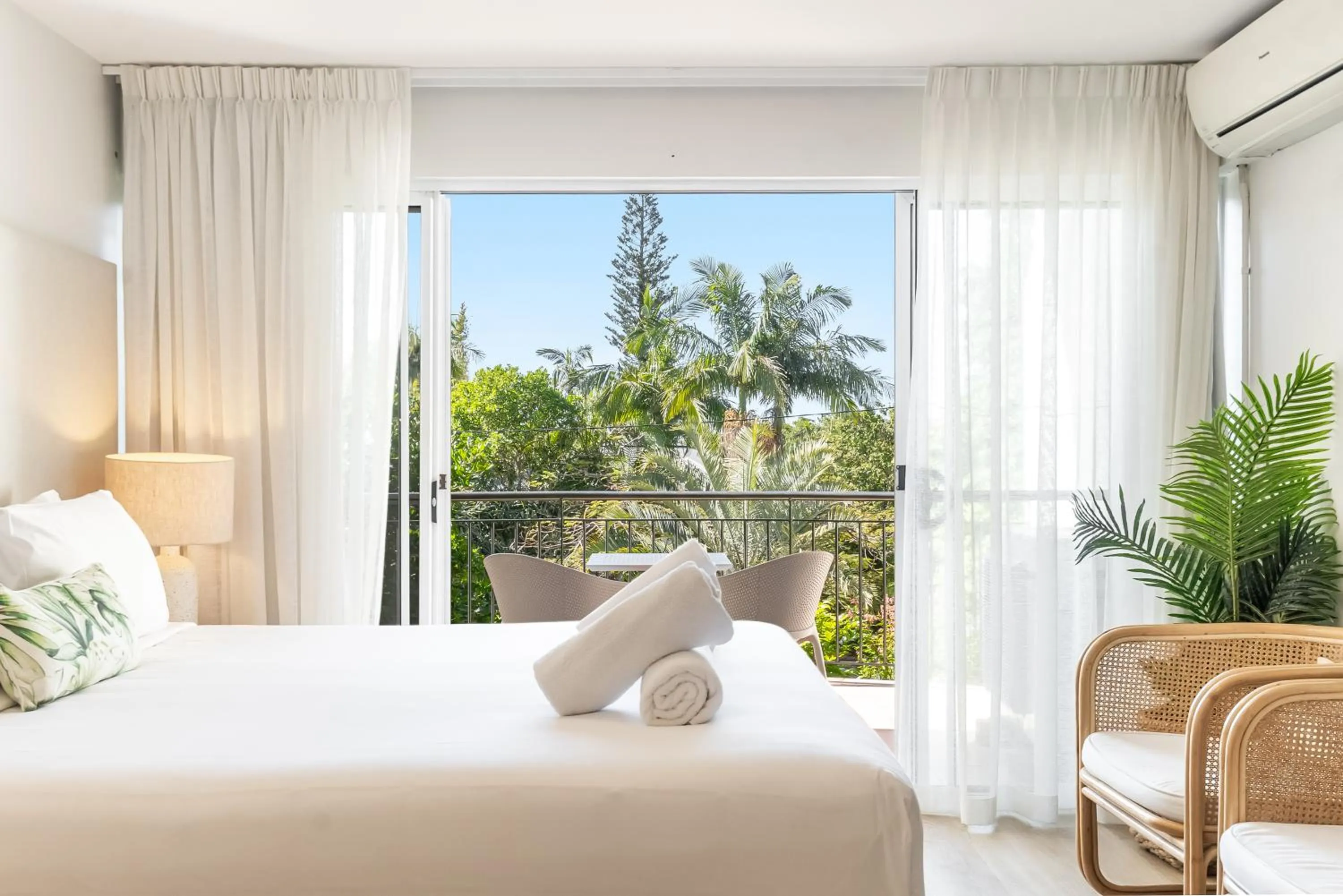 Bed in Eco Beach Resort