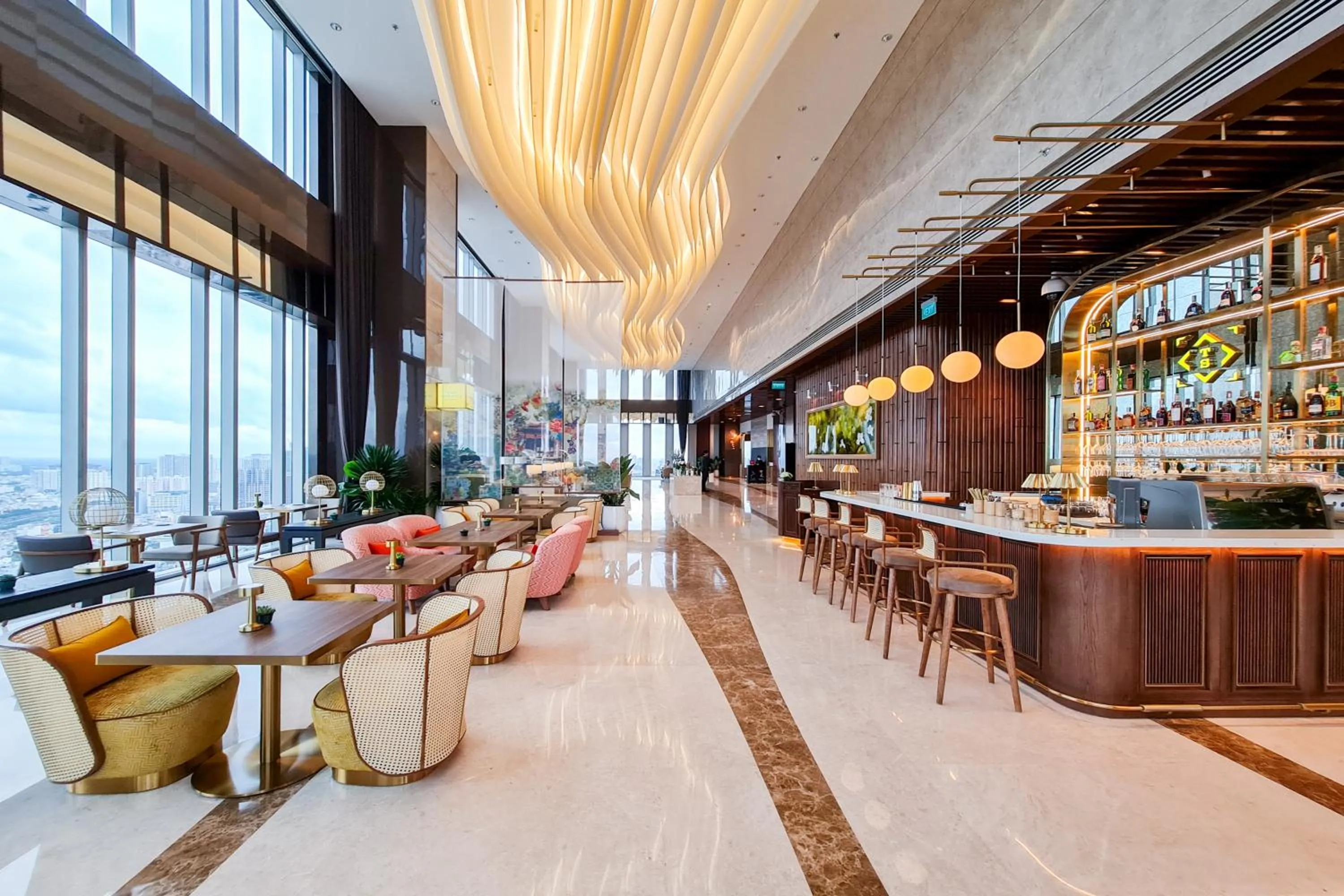 Restaurant/places to eat in Sedona Suites Ho Chi Minh City