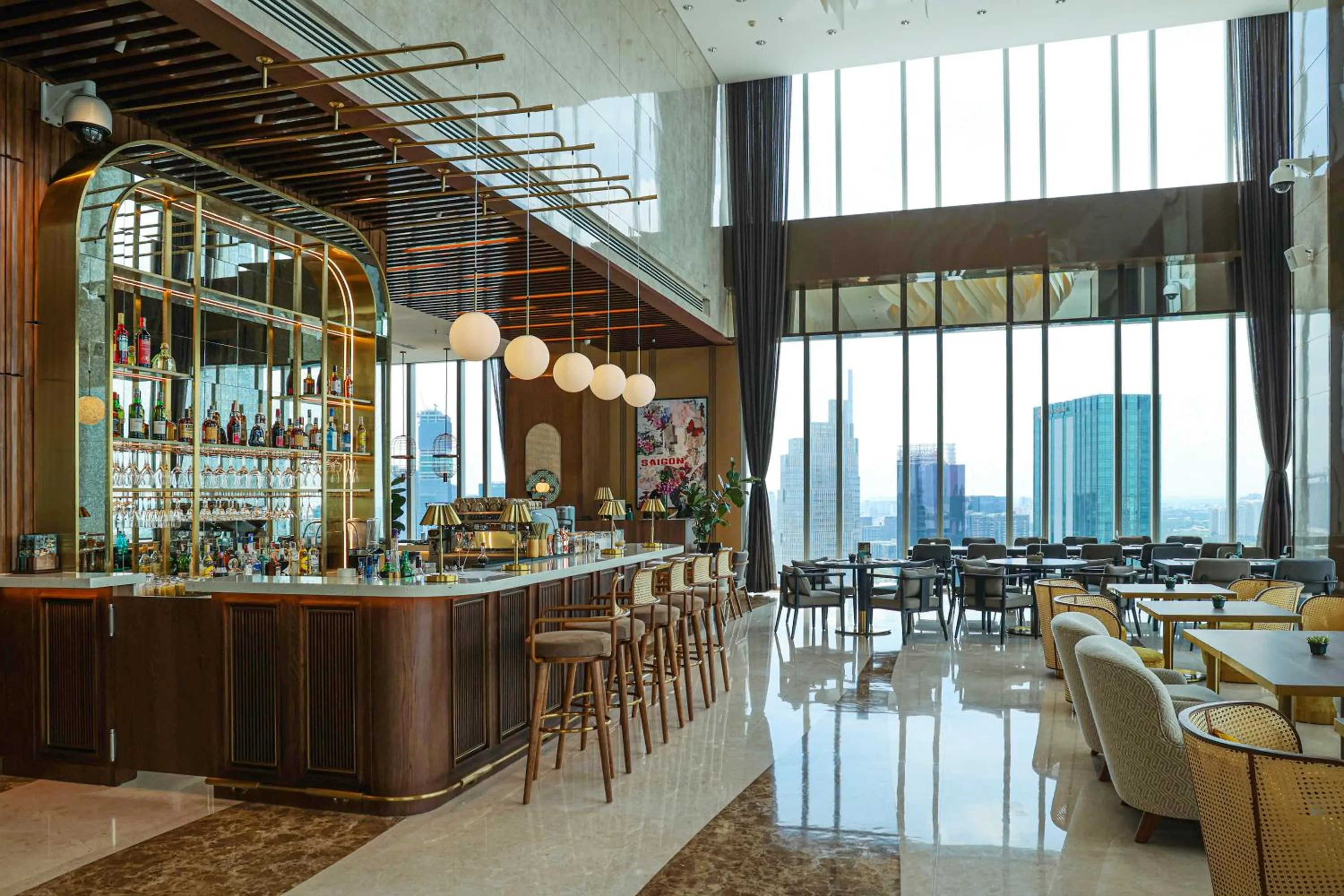 Restaurant/places to eat in Sedona Suites Ho Chi Minh City