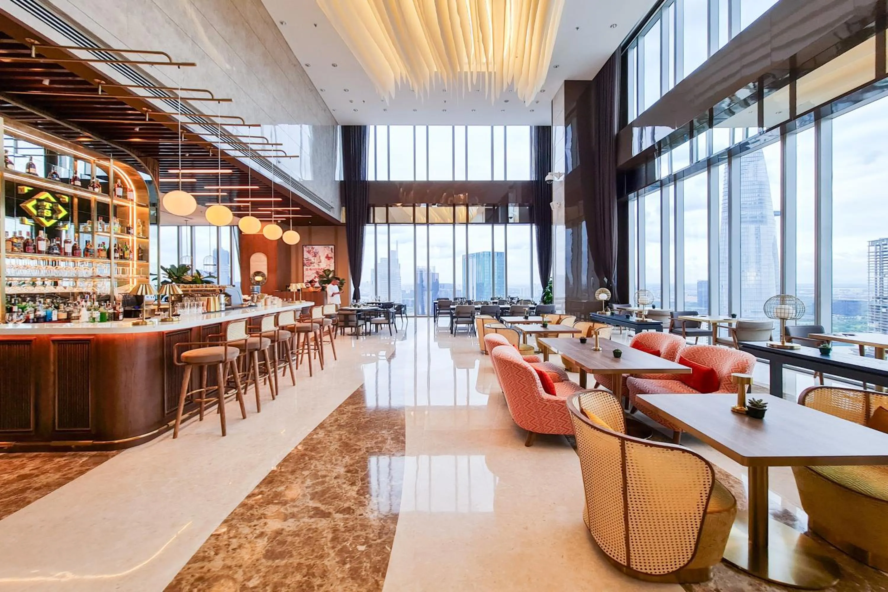 Restaurant/places to eat in Sedona Suites Ho Chi Minh City