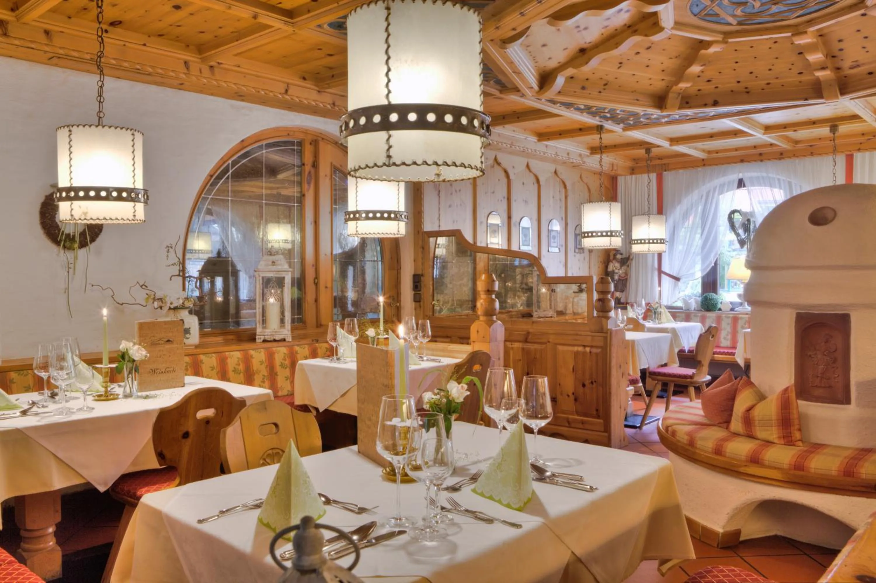 Restaurant/places to eat in Bergsporthotel Antonie