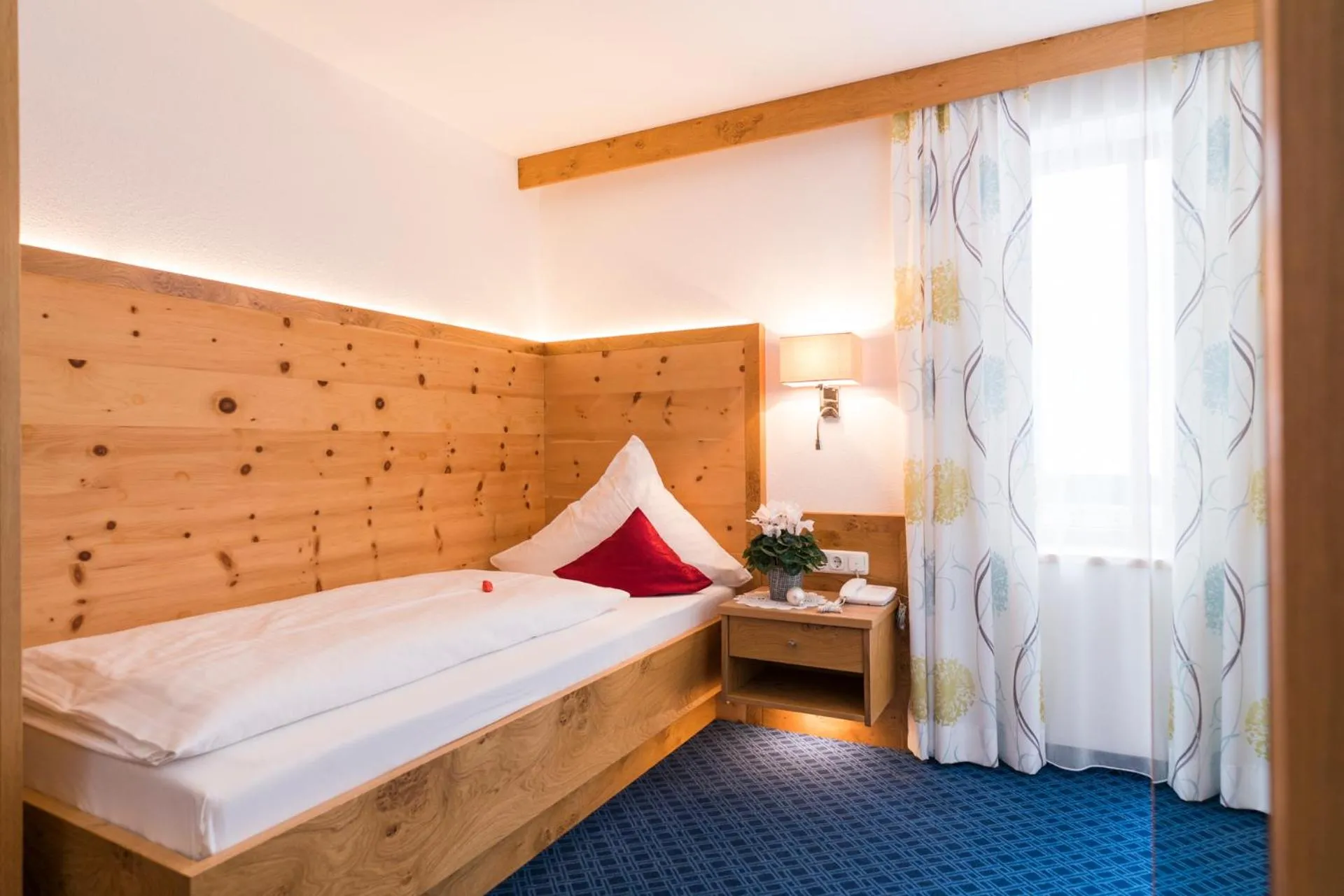 Bed in Bergsporthotel Antonie