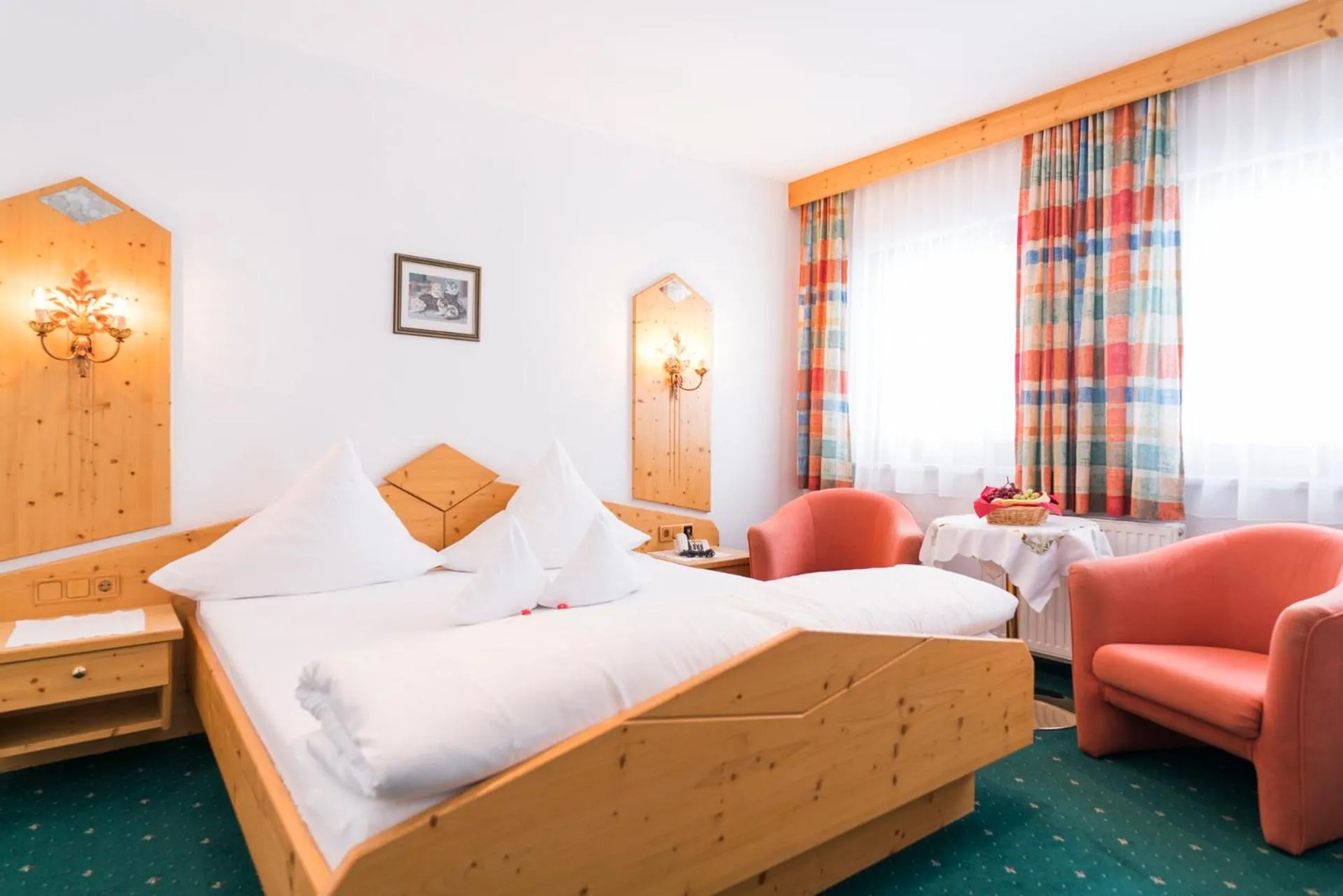 Photo of the whole room, Bed in Bergsporthotel Antonie