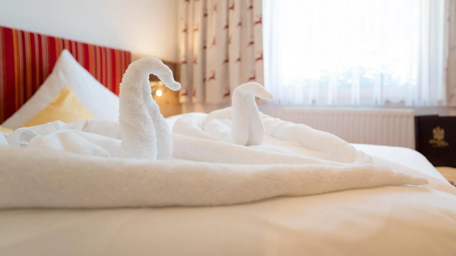 Photo of the whole room, Bed in Bergsporthotel Antonie