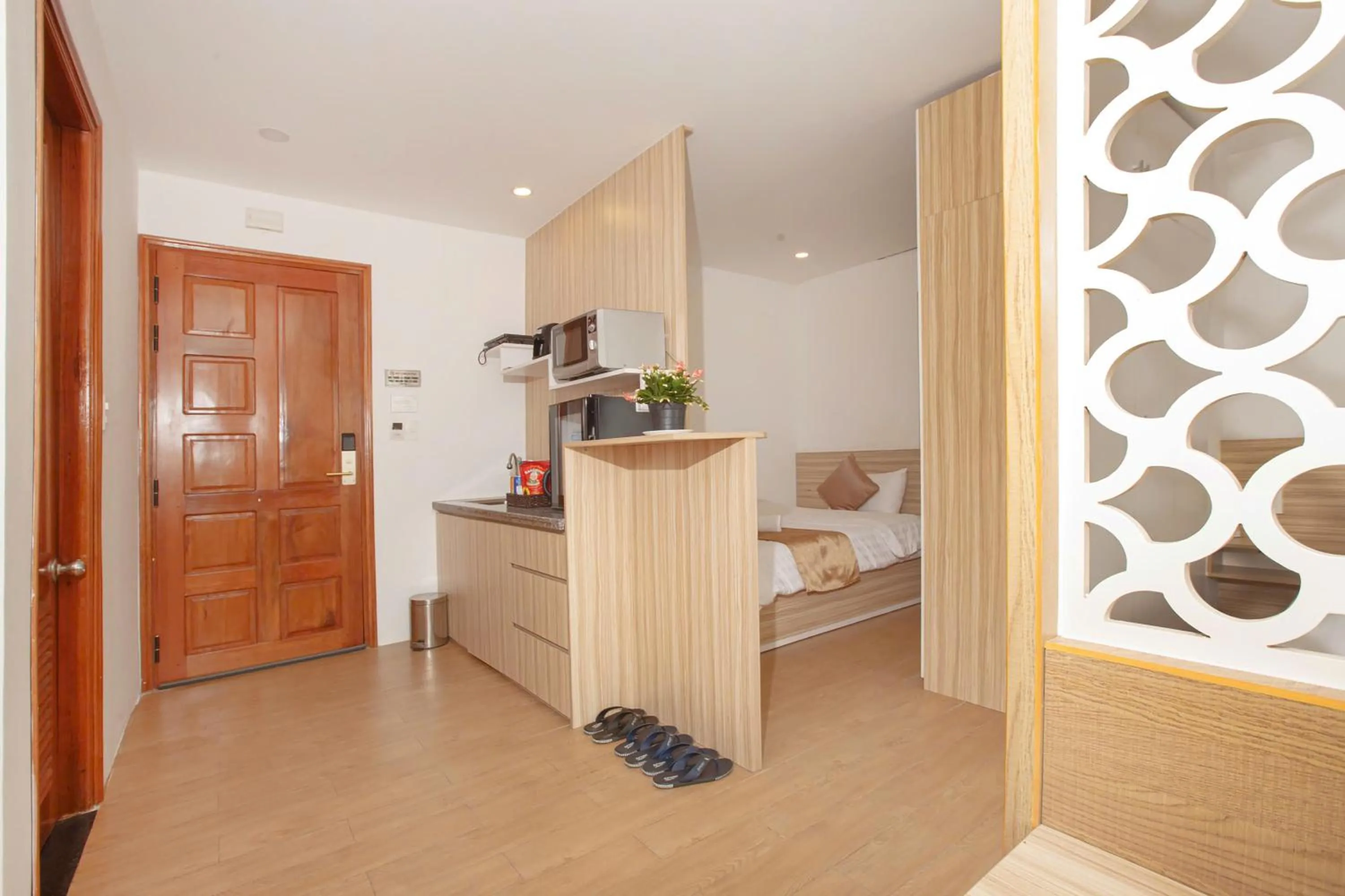 Bed in Gardenia Hue Hotel