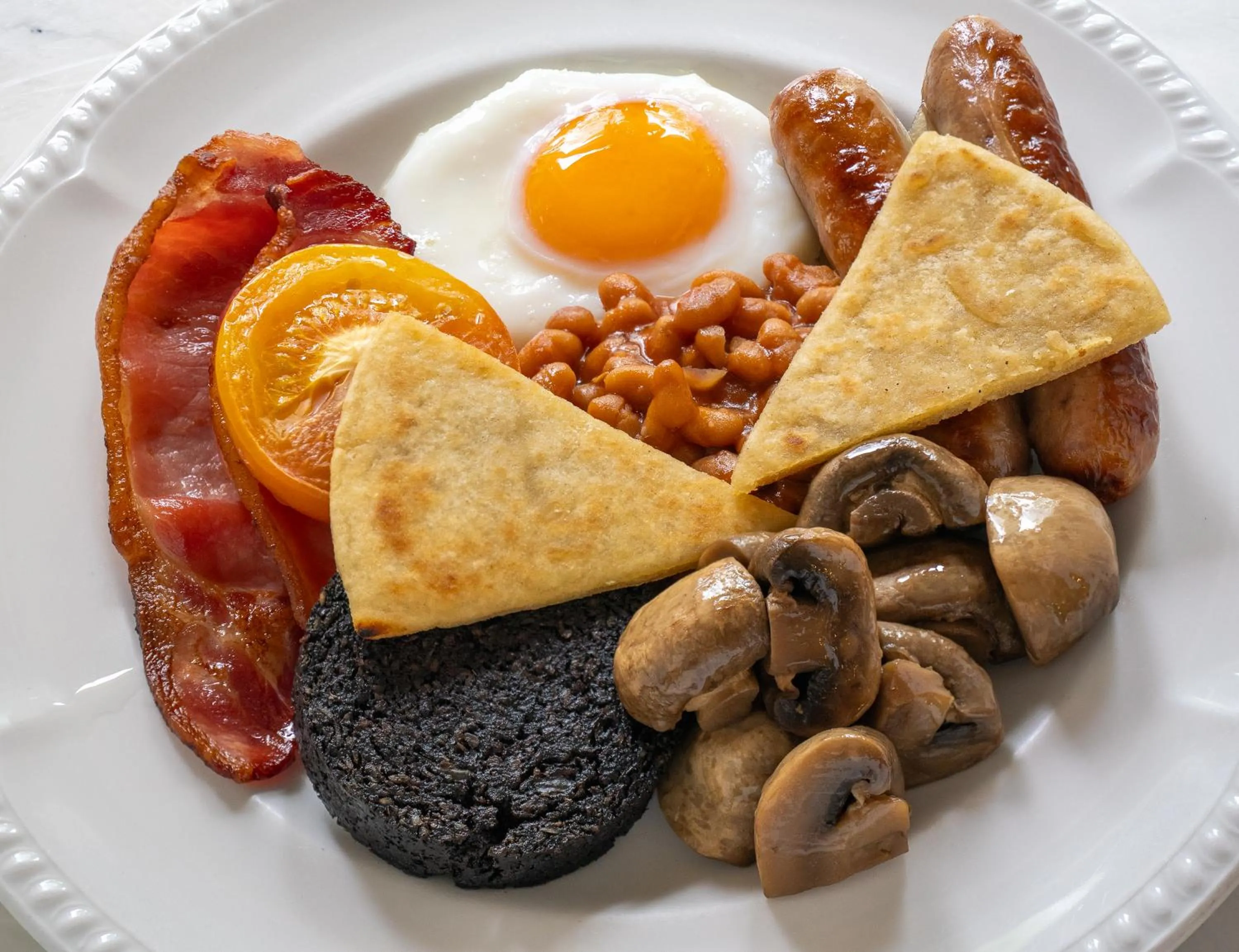 Breakfast in Grant Arms Hotel