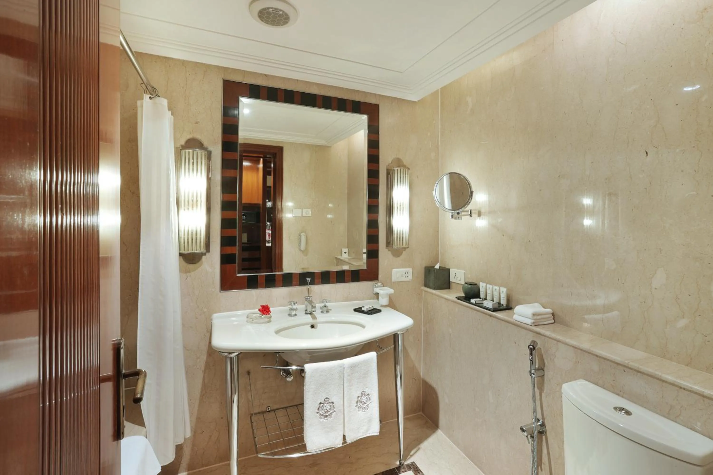 Bathroom in The Imperial, New Delhi