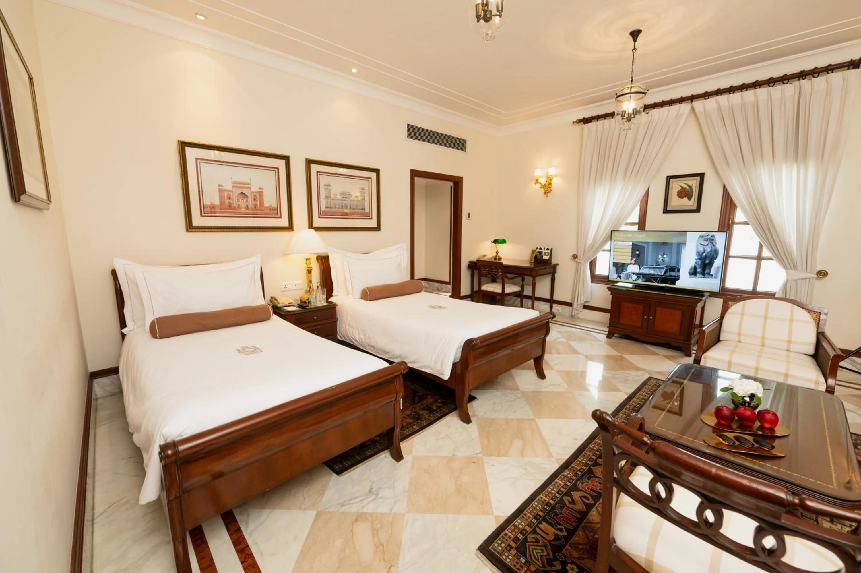 Bed in The Imperial, New Delhi