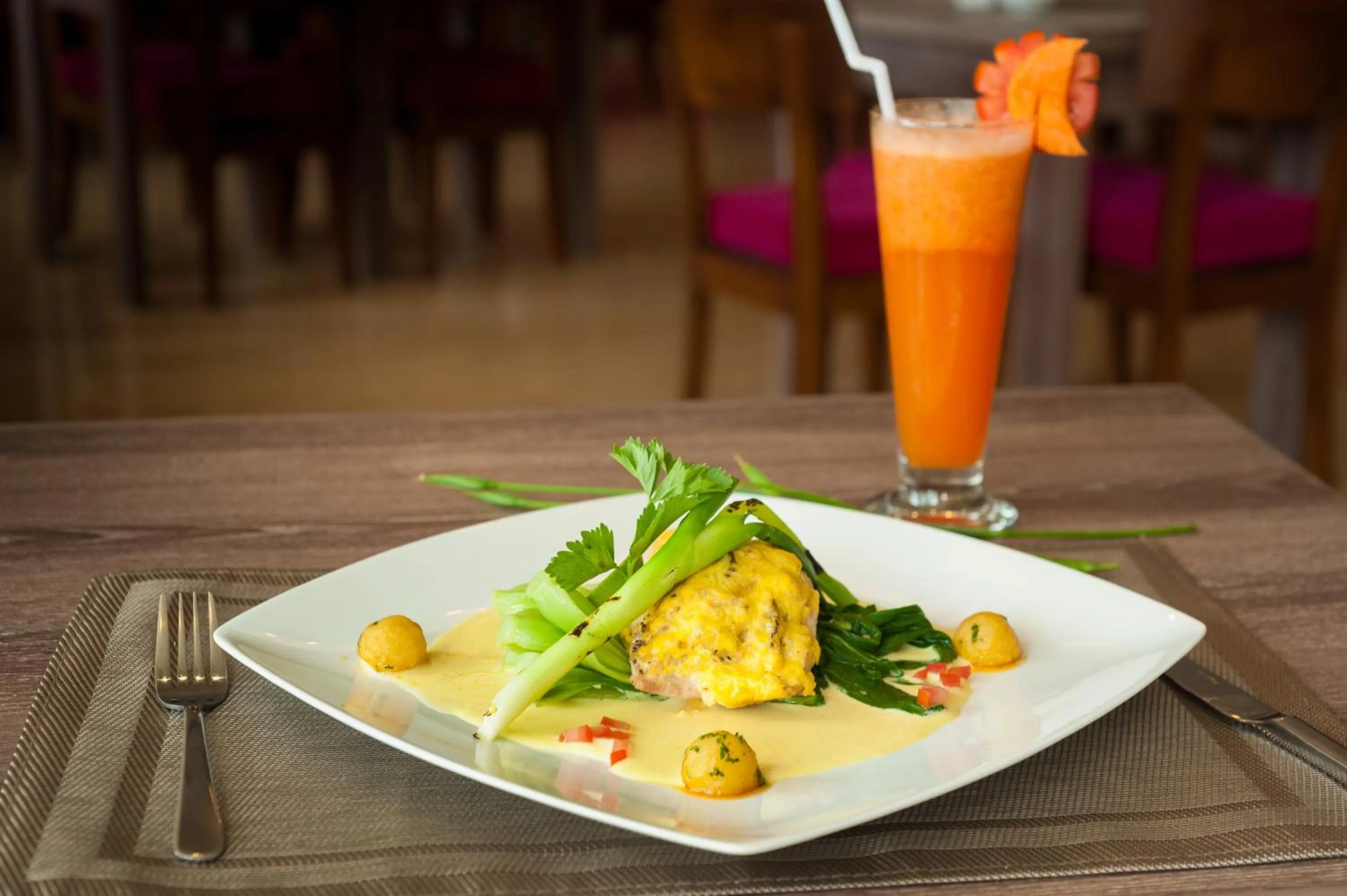 Food in Lombok Raya Hotel