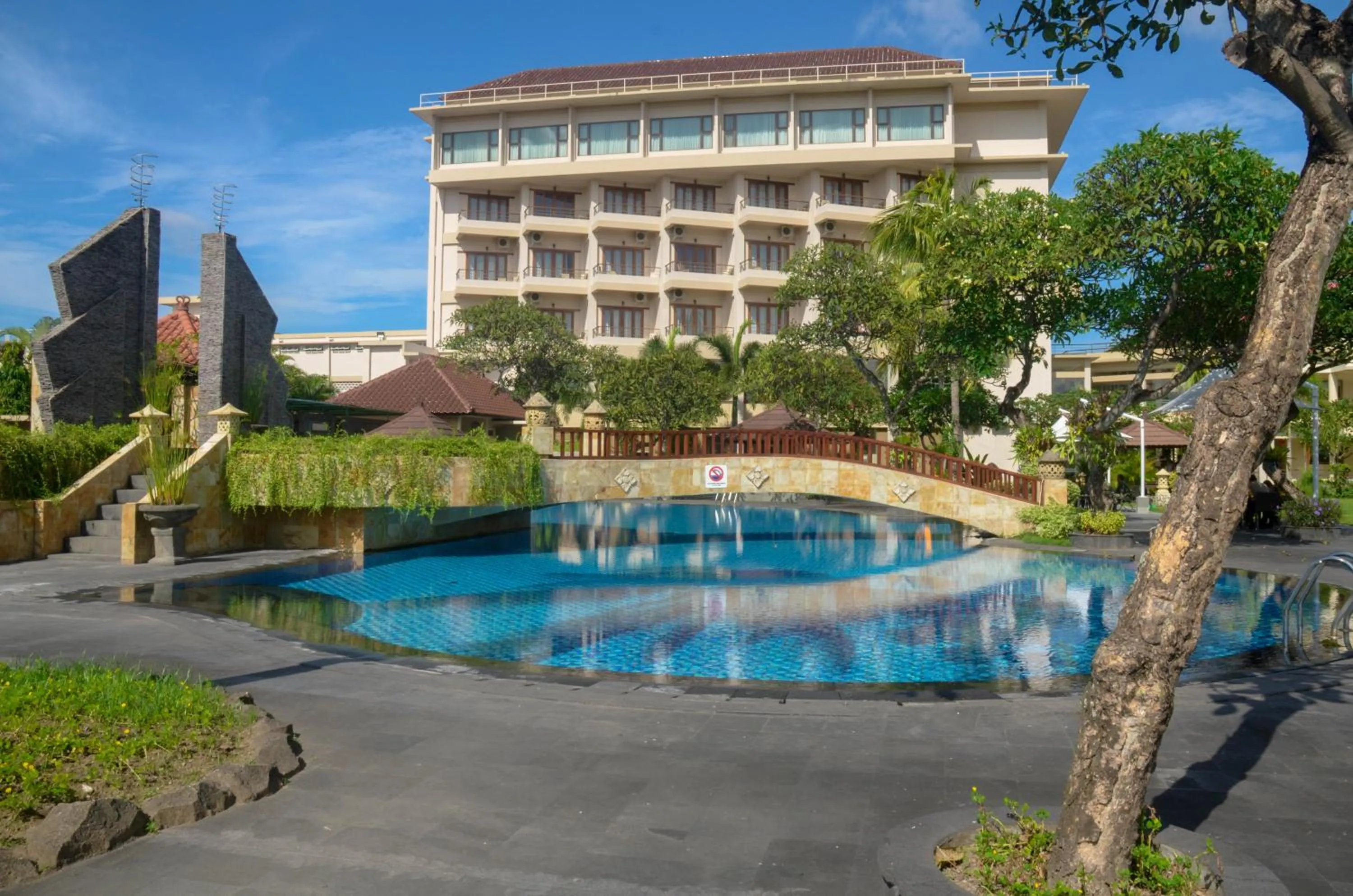 Property building in Lombok Raya Hotel