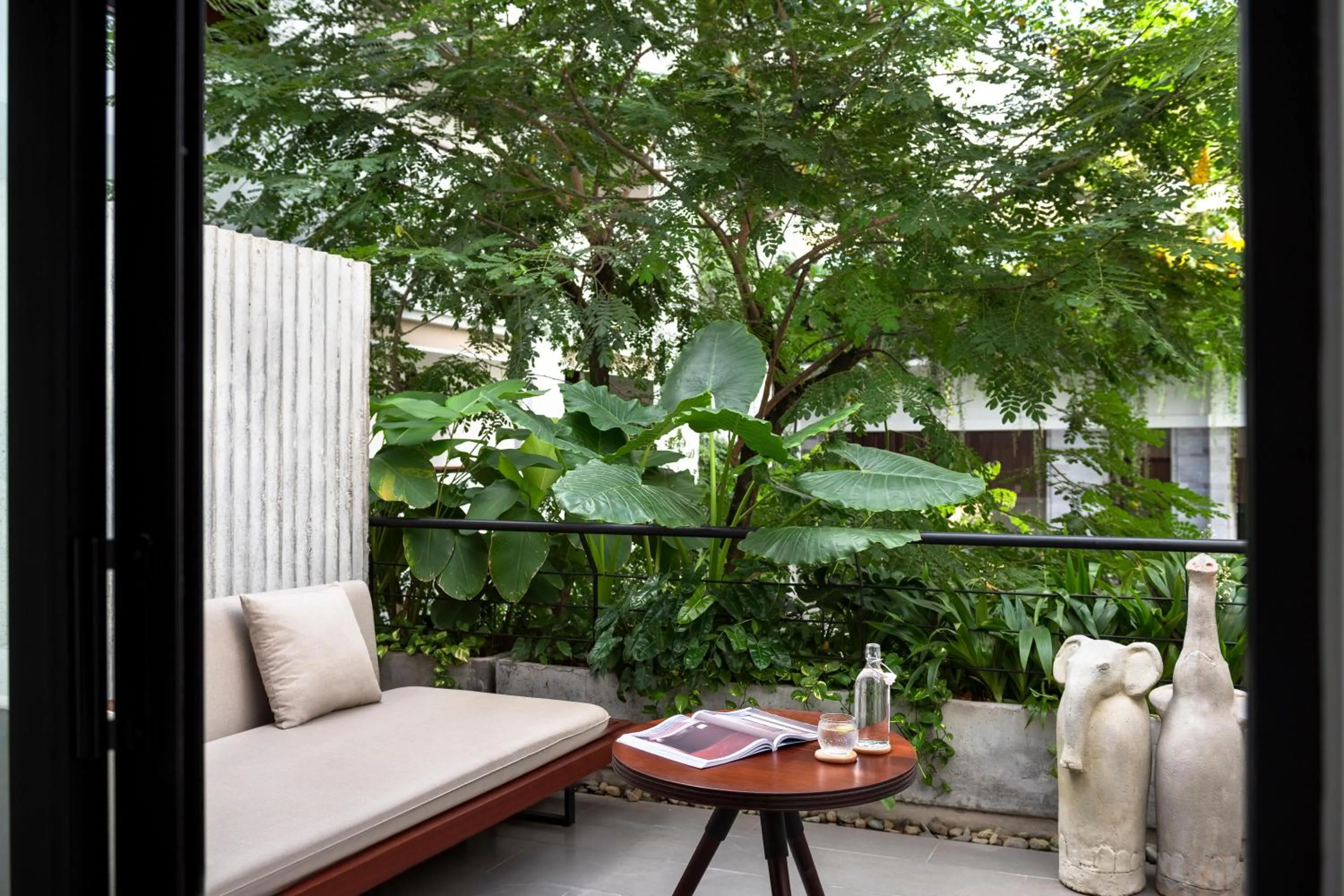 Bed in Treeline Urban Resort