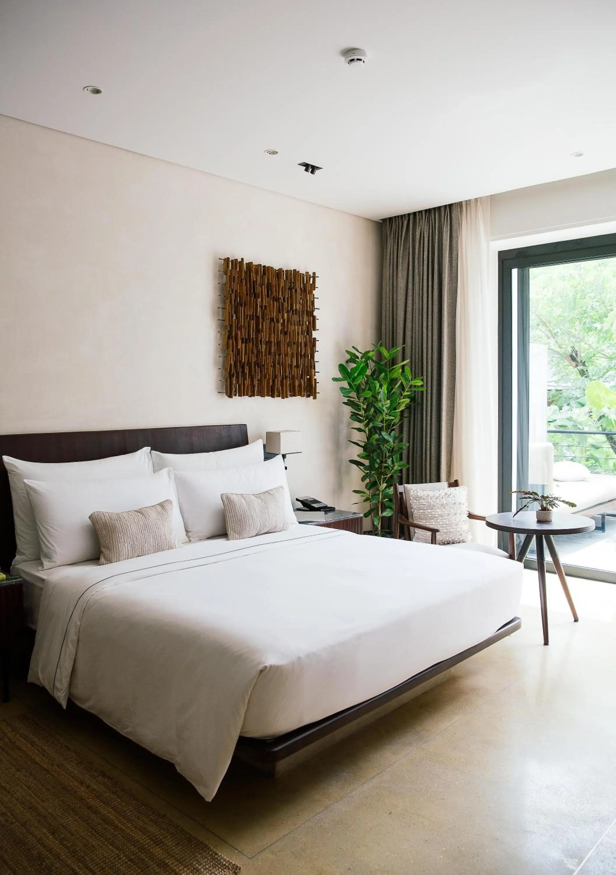 Bed in Treeline Urban Resort