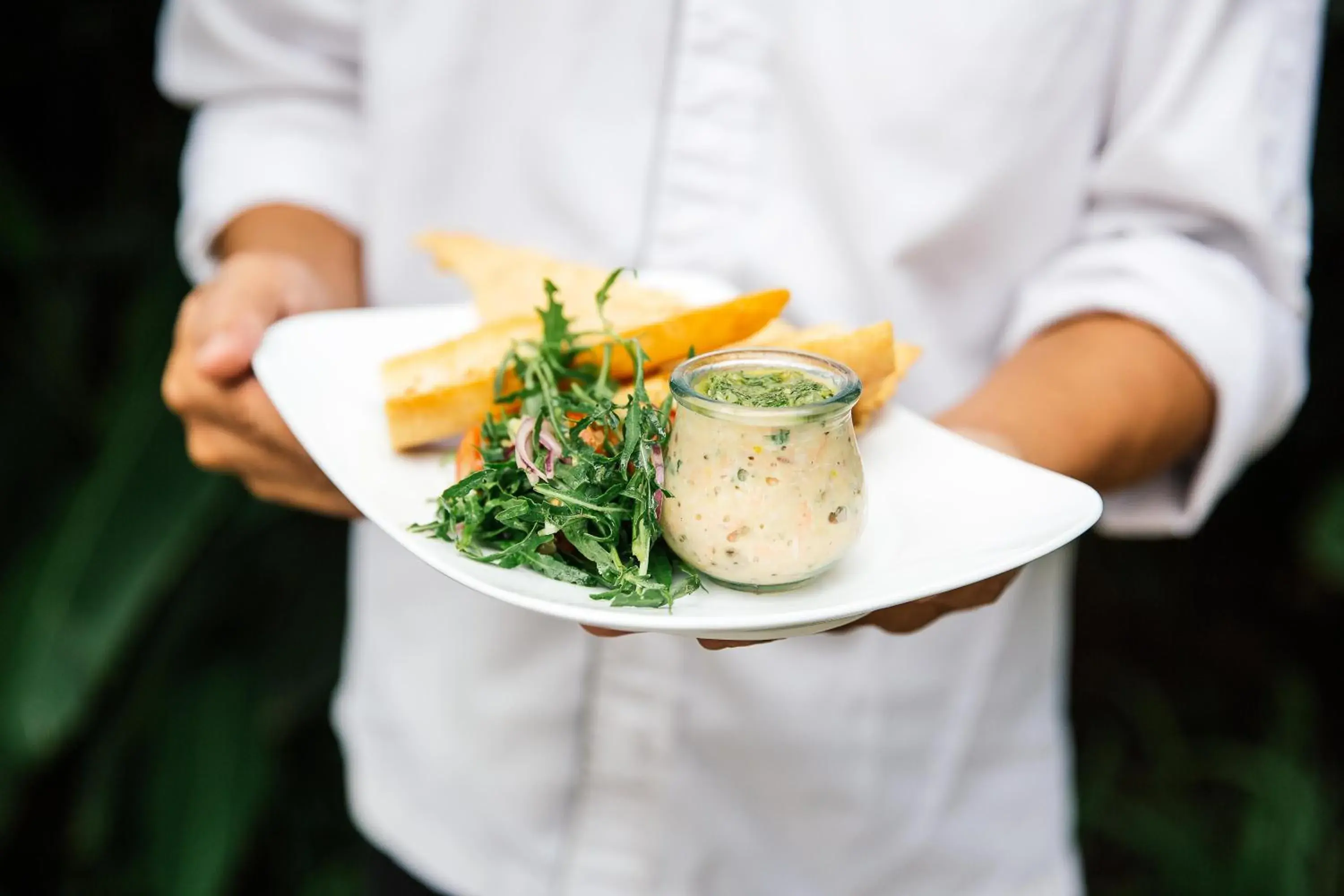 Restaurant/places to eat in Treeline Urban Resort Restaurant/places to eat in Treeline Urban Resort