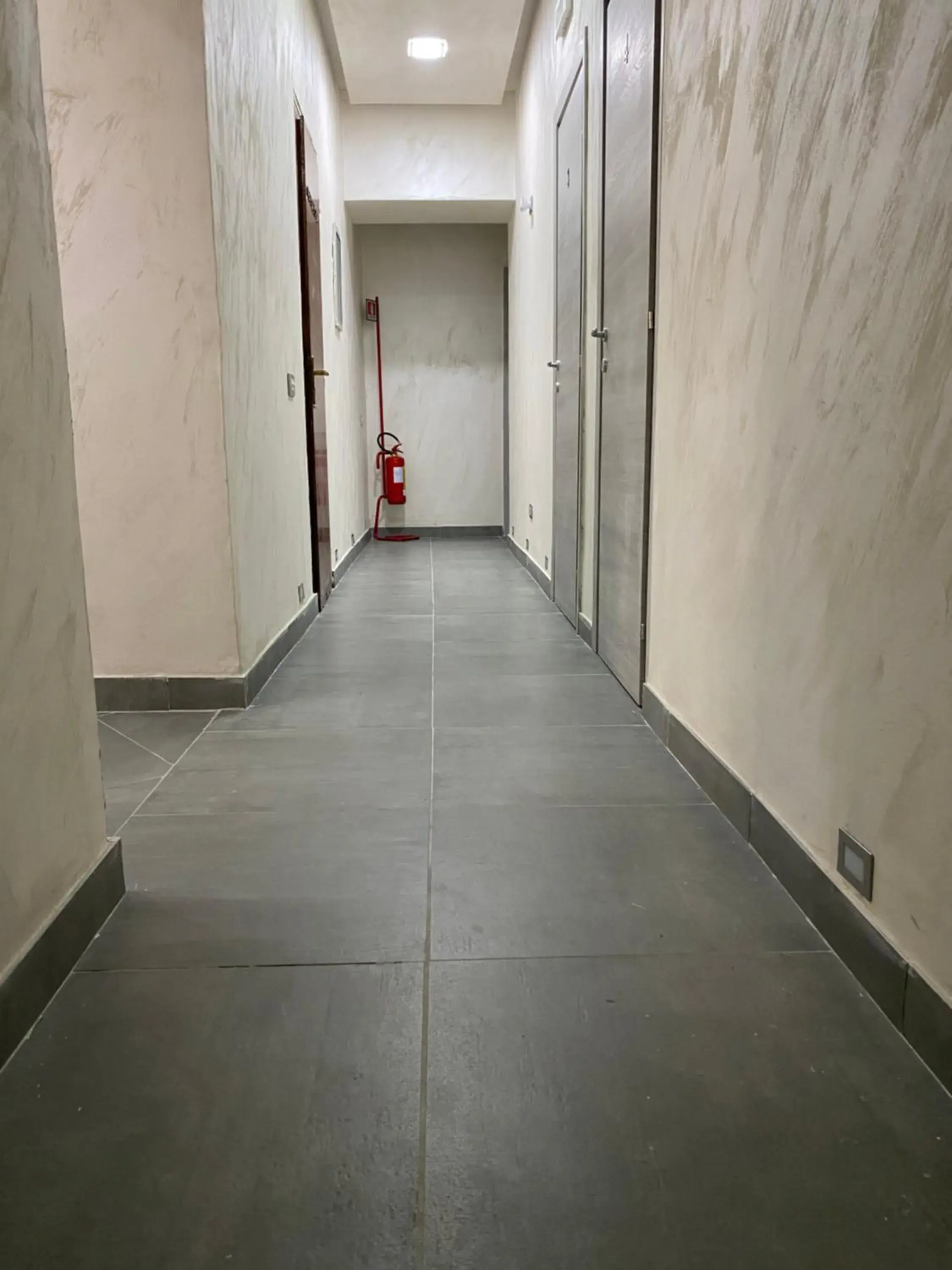 Restaurant/places to eat in Hotel Poker Restaurant/places to eat in Hotel Poker