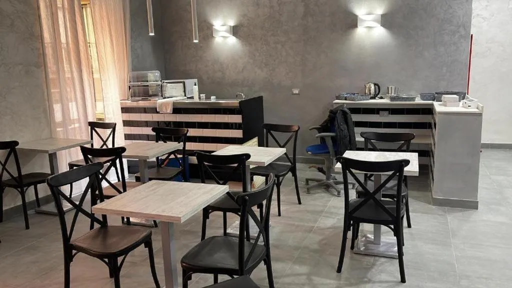 Breakfast in Hotel Poker