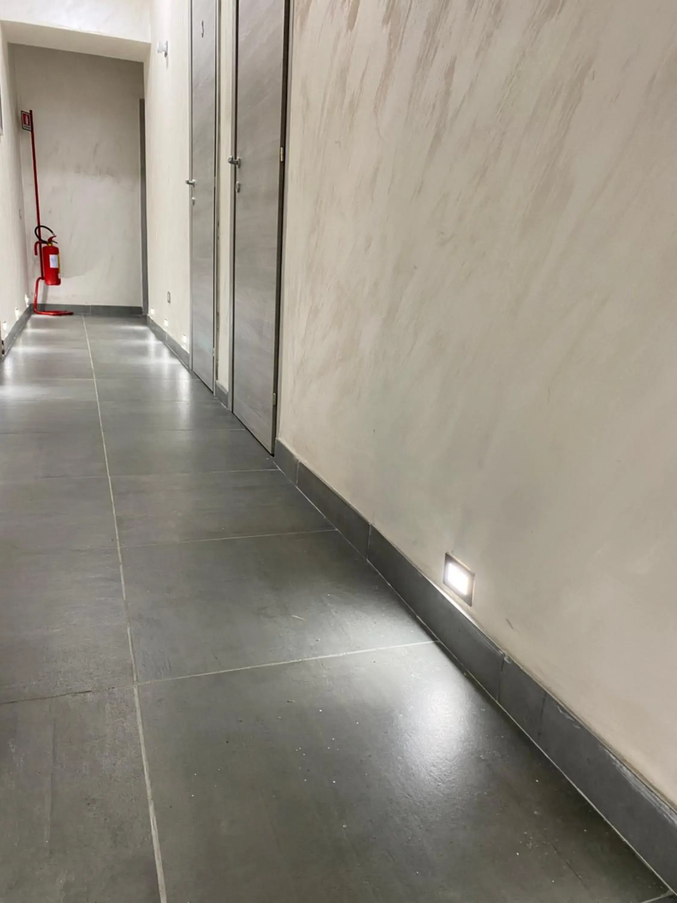 Restaurant/places to eat in Hotel Poker Restaurant/places to eat in Hotel Poker