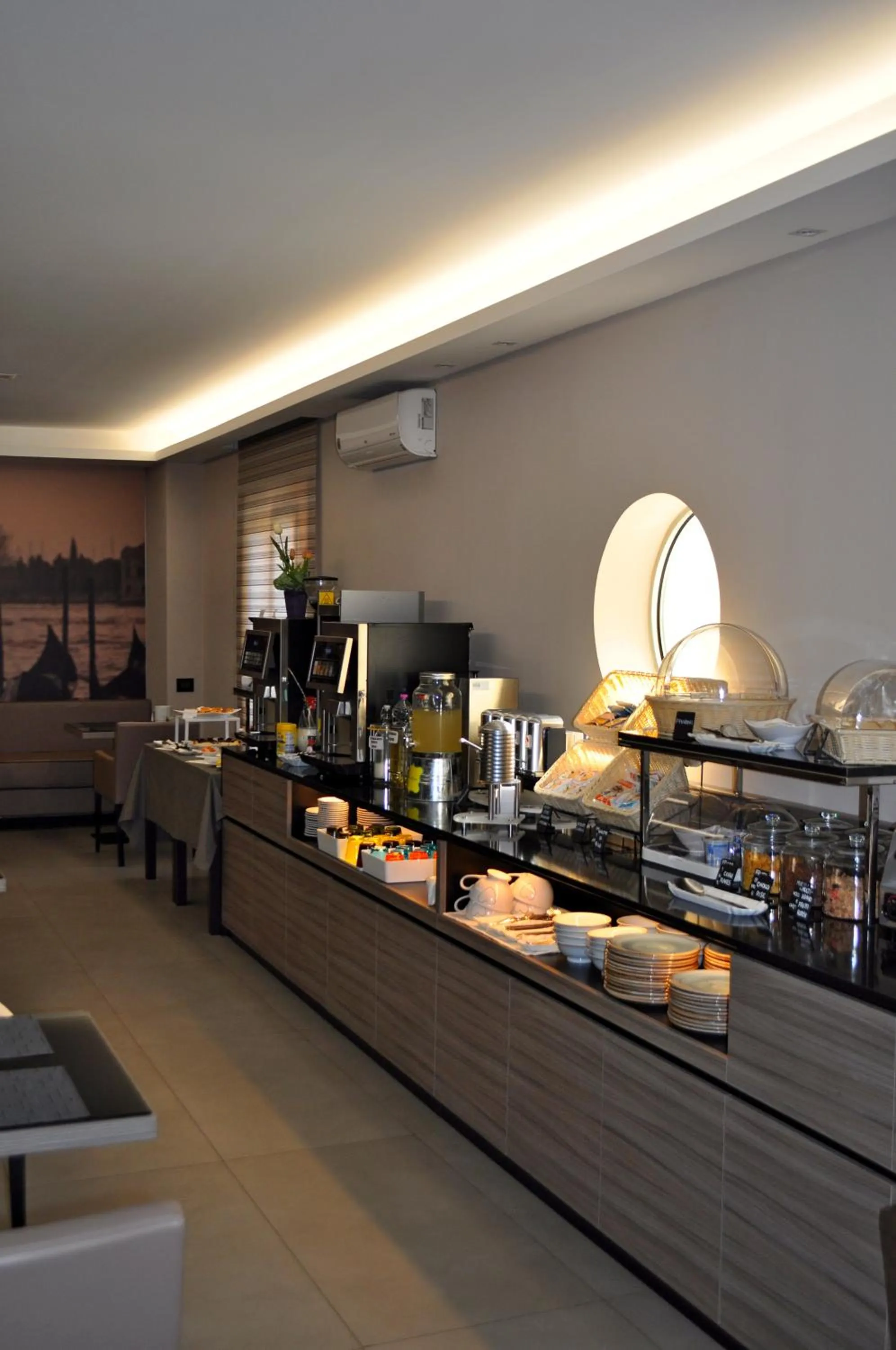 Buffet breakfast in Hotel San Marco