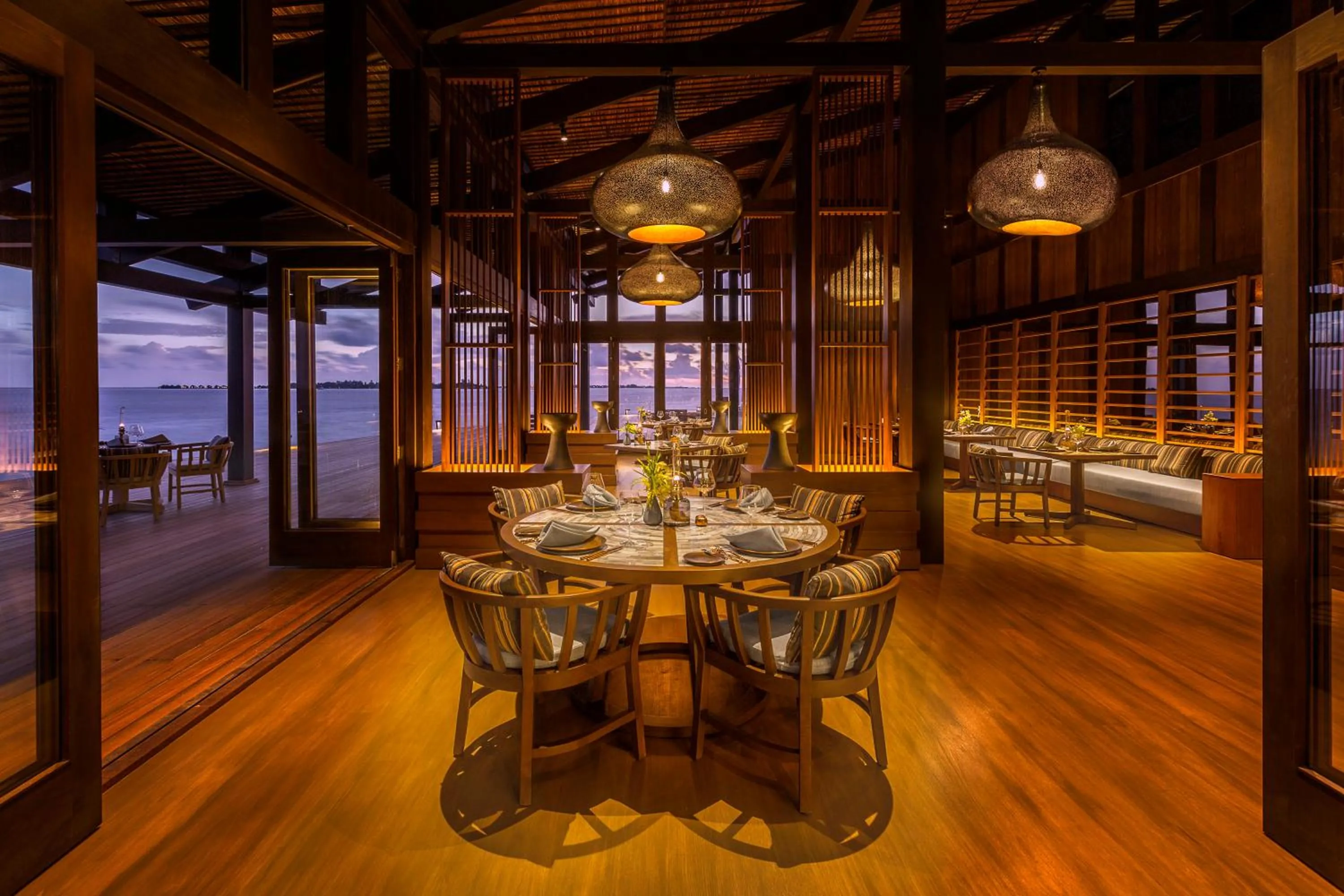 Restaurant/places to eat in Kudadoo Maldives Private Island – Luxury All inclusive