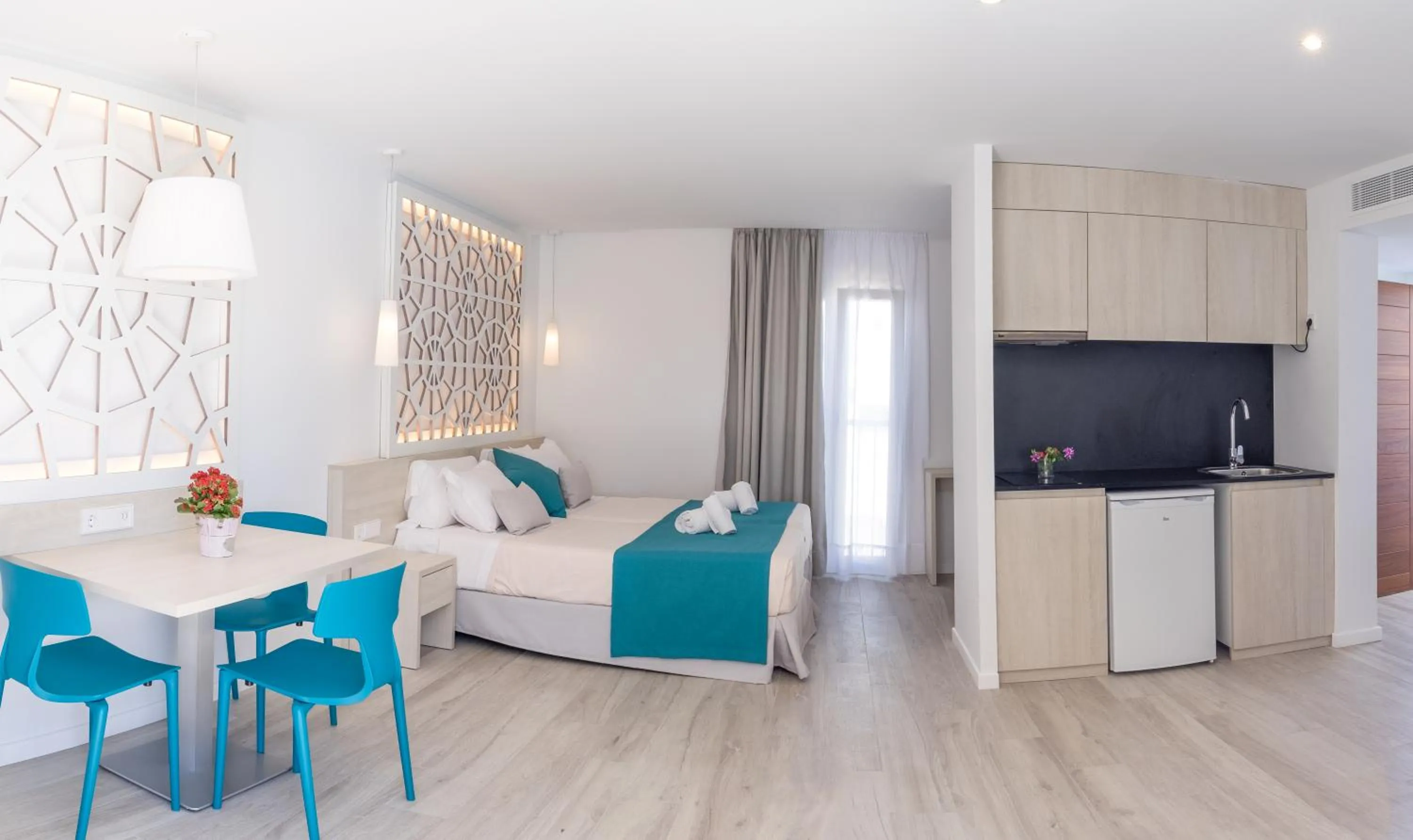 Photo of the whole room in Hotel Club Es Talaial