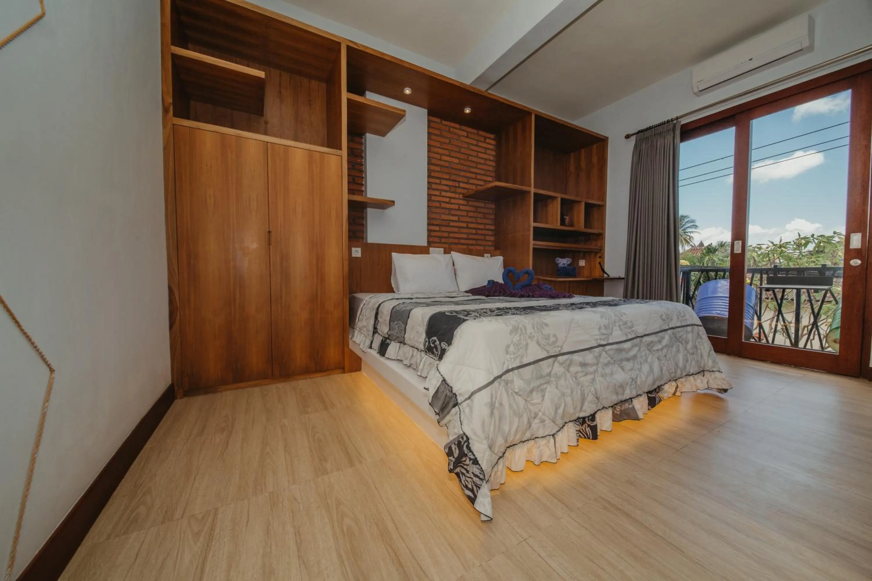 Bed in Kaen Apartments