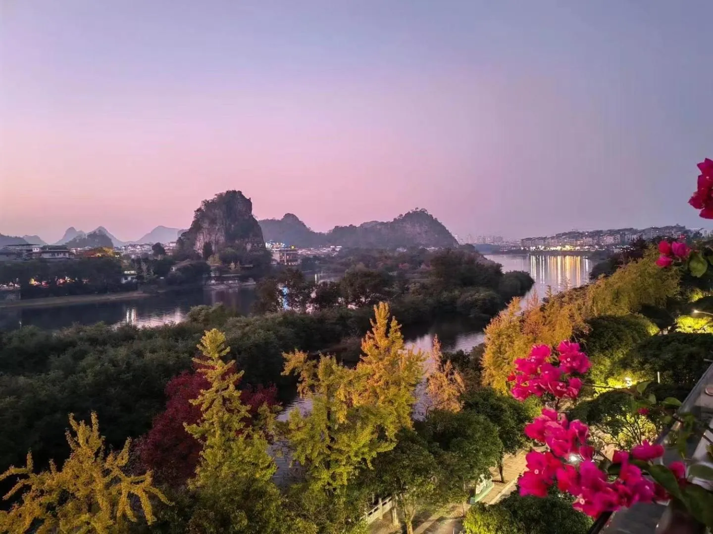Mountain view in Li River Resort Villa Hotel