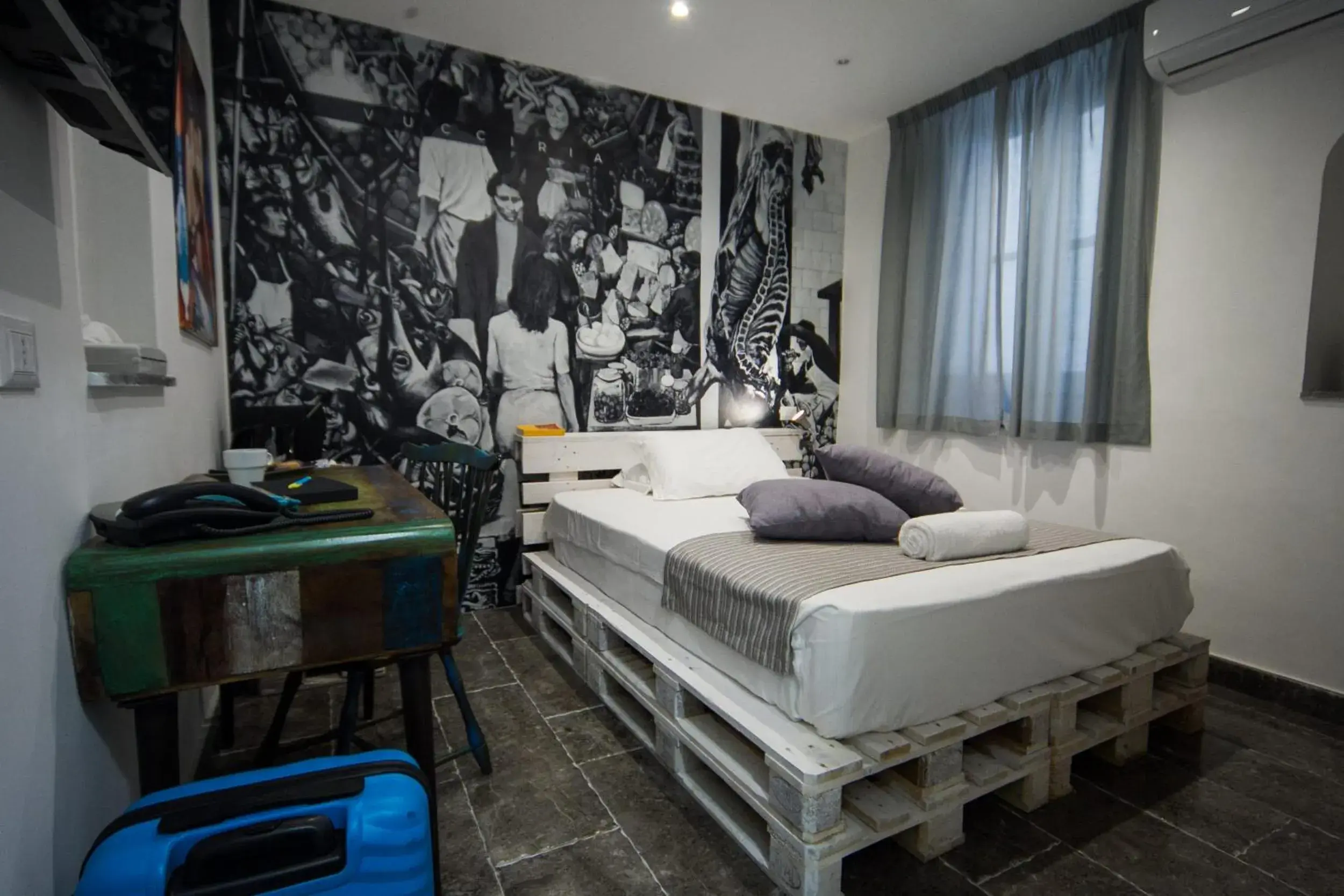 Deluxe Single Room in Palermo Gallery Deluxe Single Room in Palermo Gallery