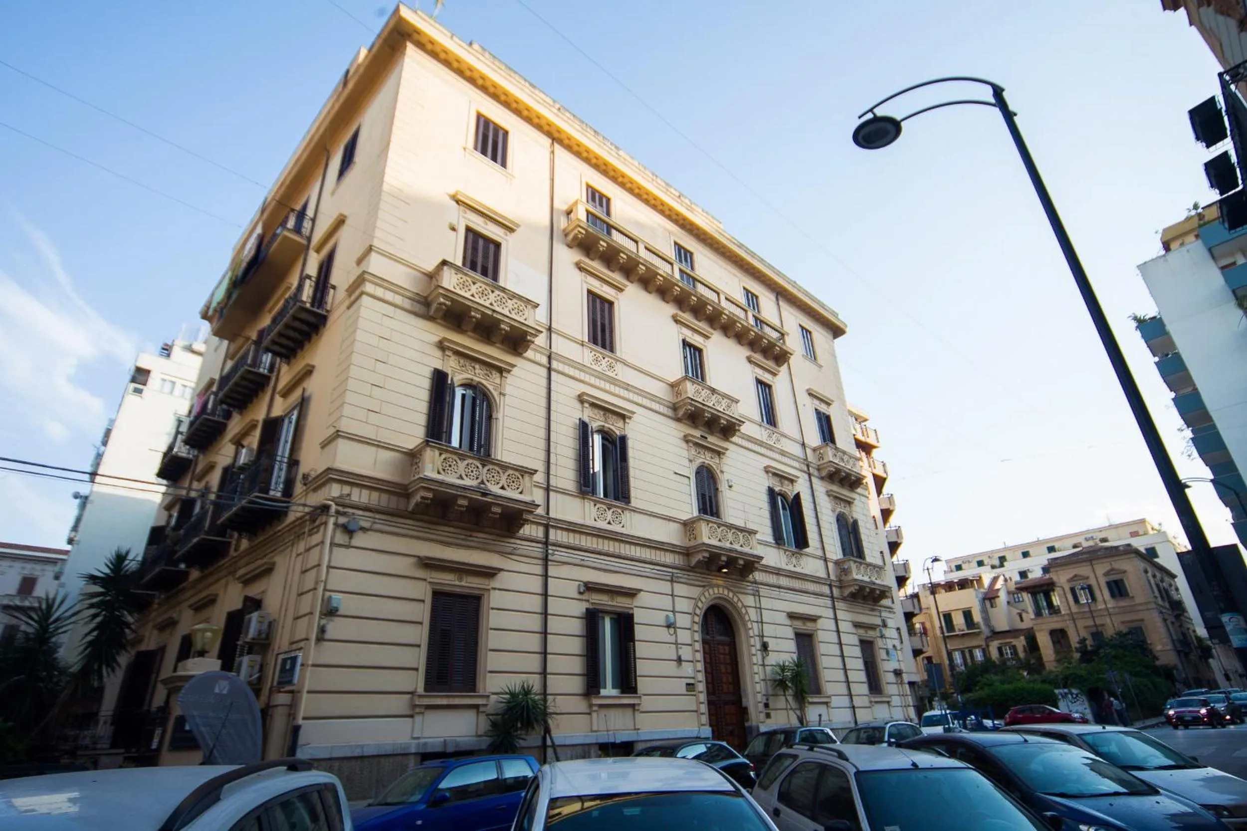Property building in Palermo Gallery