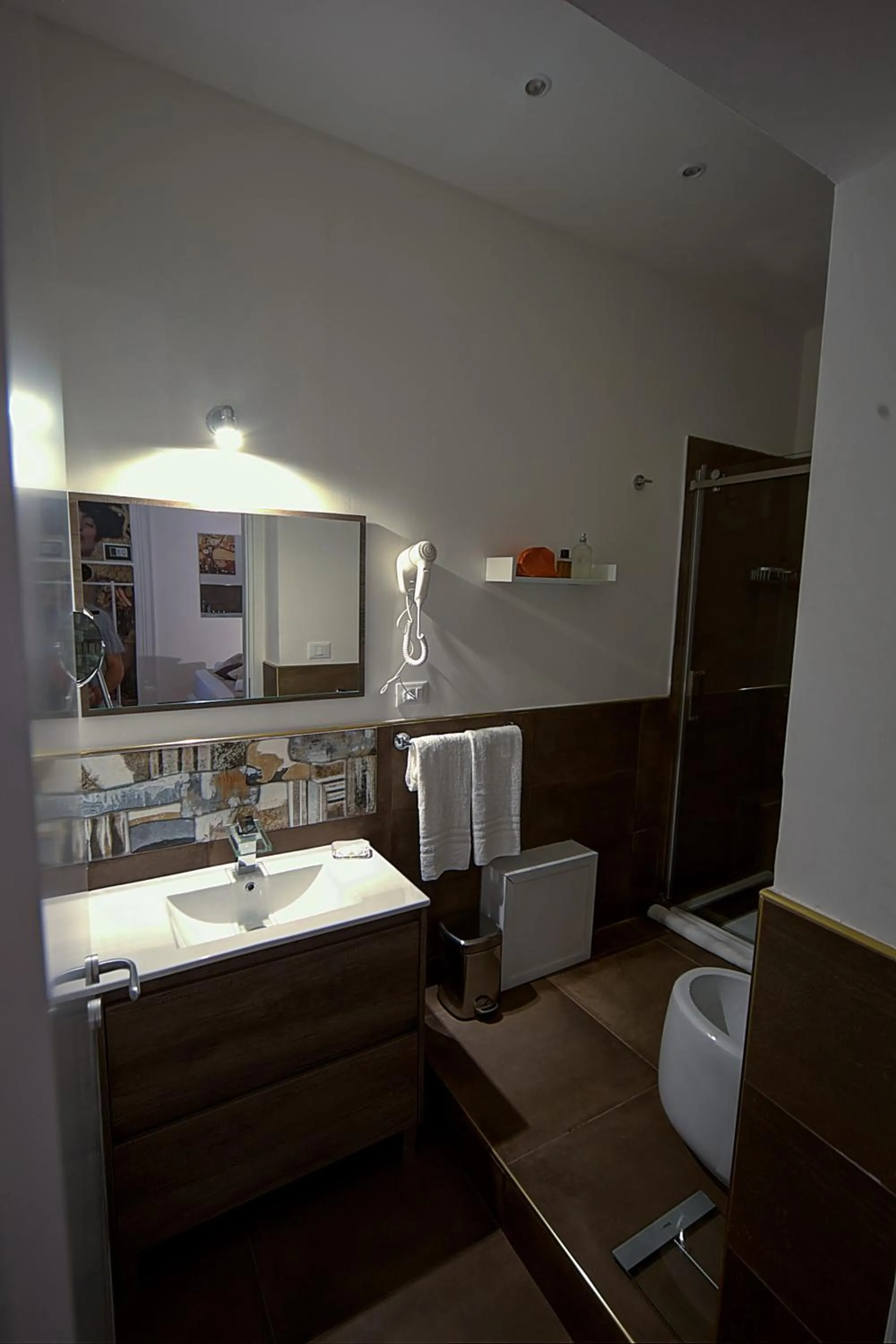 Bed in Palermo Gallery