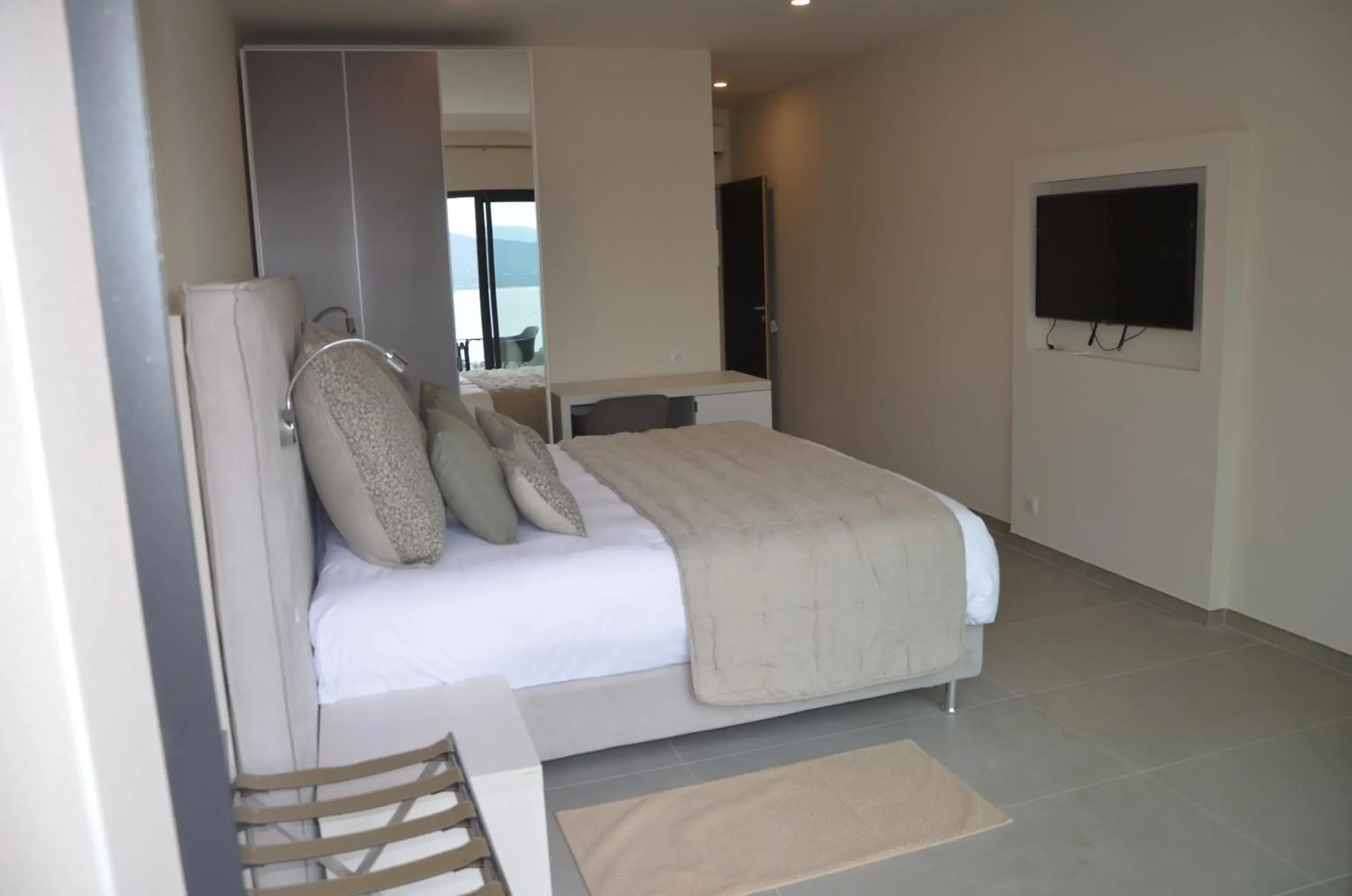Deluxe Double Room with Terrace and Sea View in Casa Mare E Vista Deluxe Double Room with Terrace and Sea View in Casa Mare E Vista
