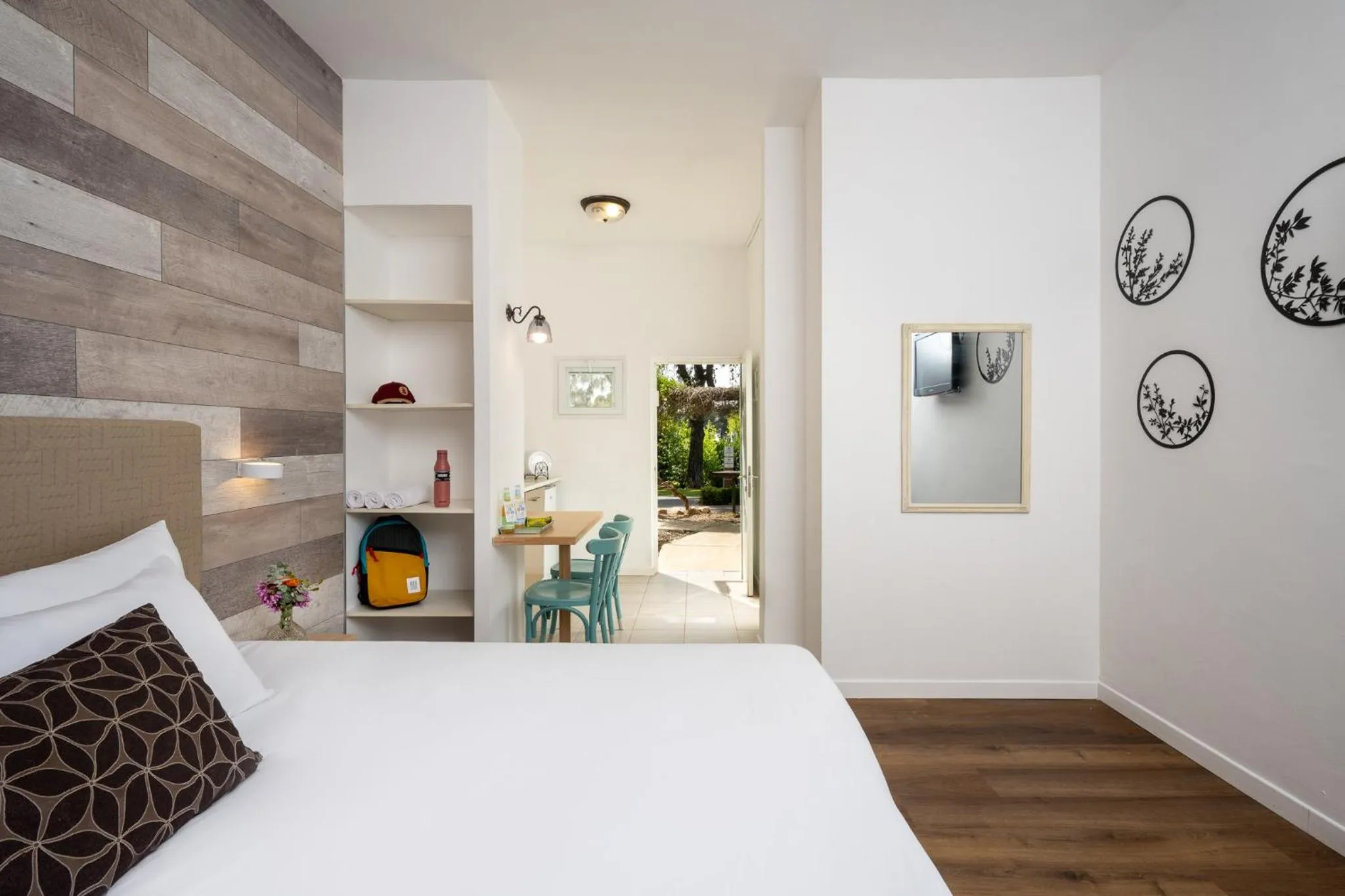 Photo of the whole room, Bed in Kibbutz Malkiya Travel Hotel