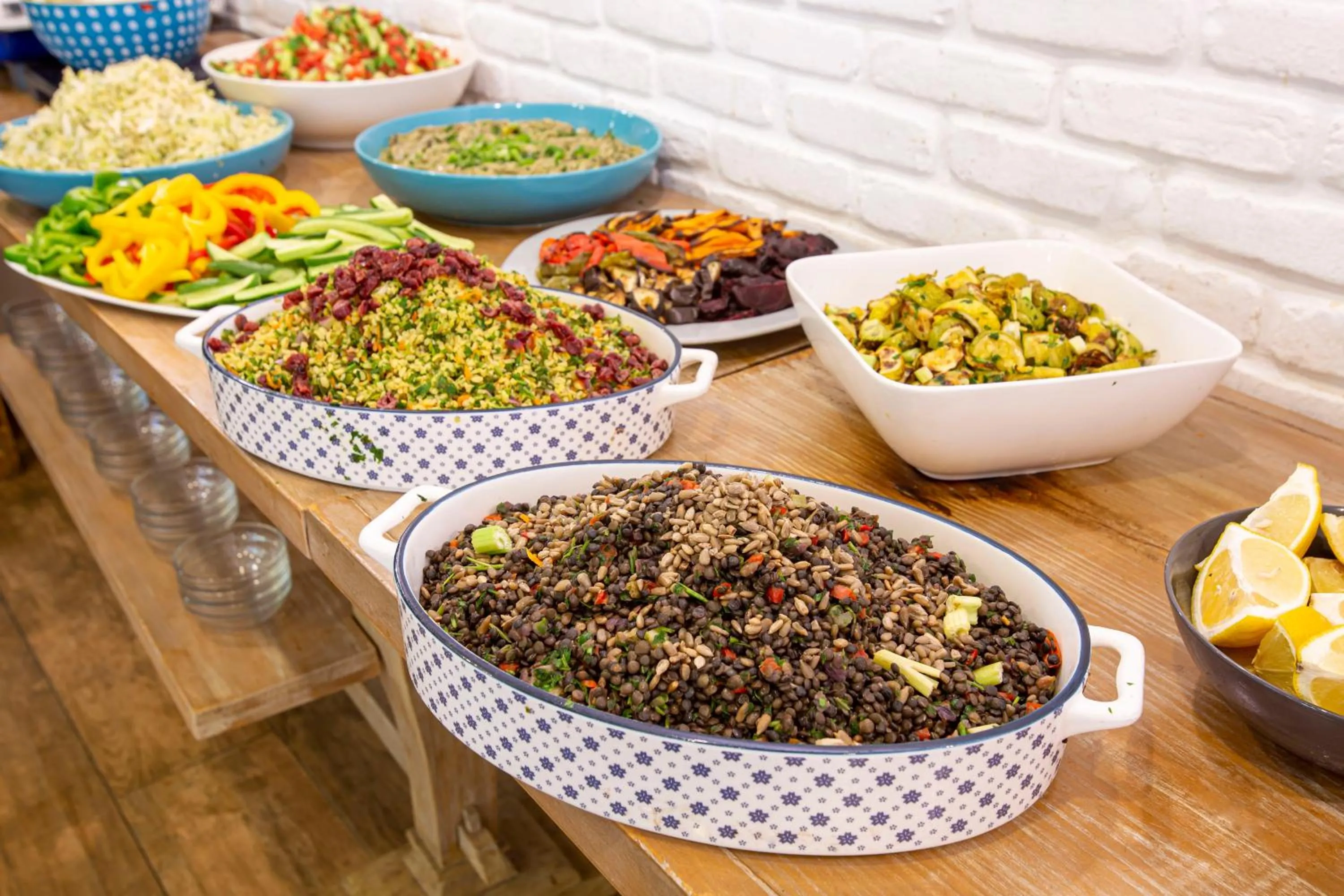 Food and drinks in Kibbutz Malkiya Travel Hotel