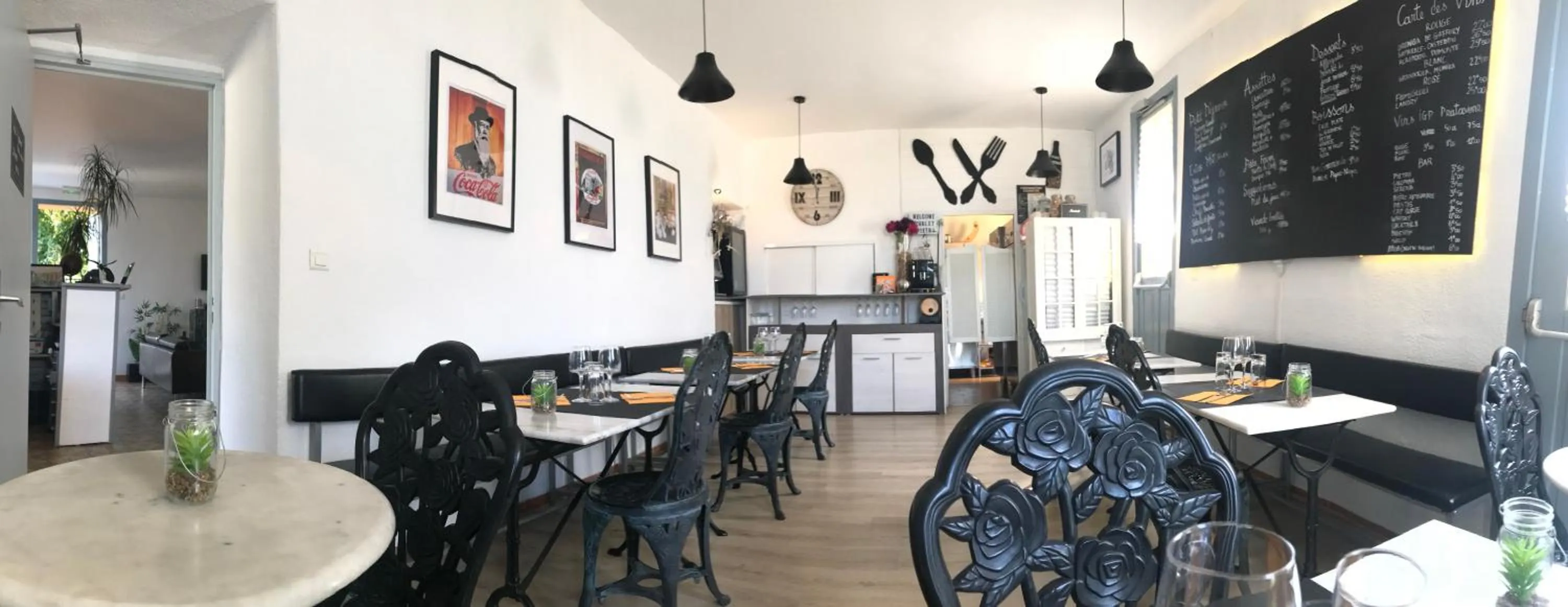 Lounge or bar in Gîte du Chalet Pietri