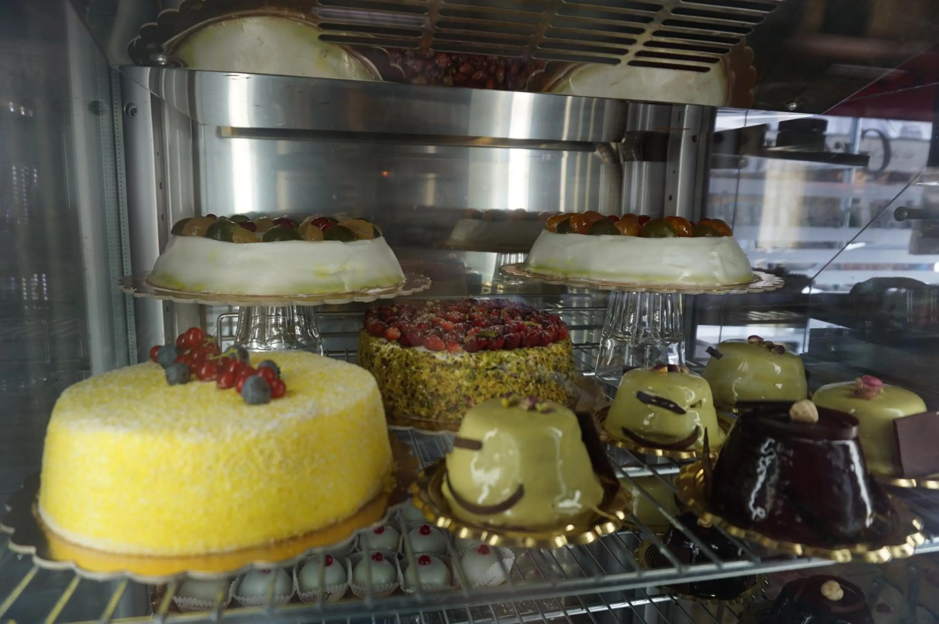 Restaurant/places to eat in Le Suites Del Duomo House