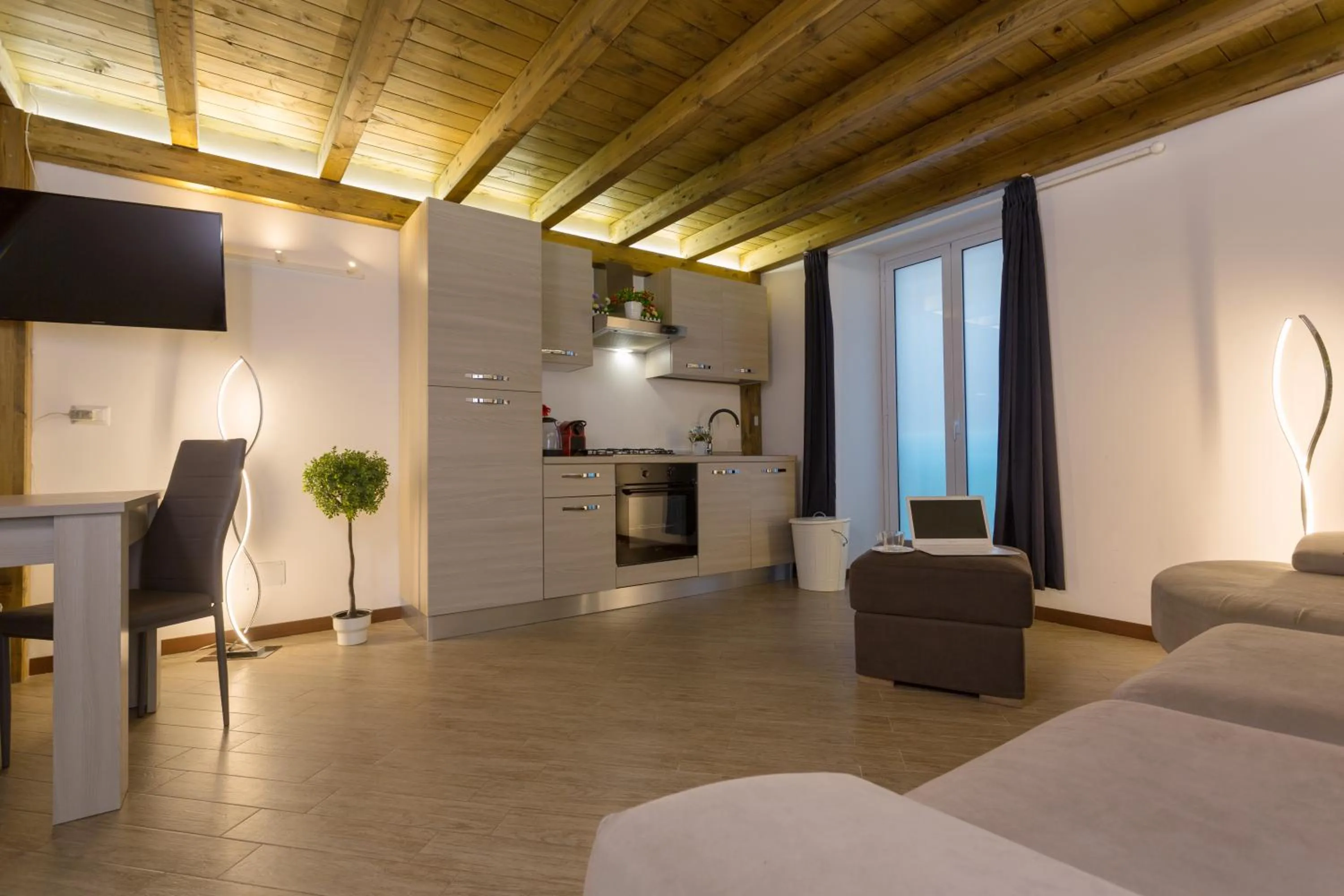 Kitchen or kitchenette in Le Suites Del Duomo House