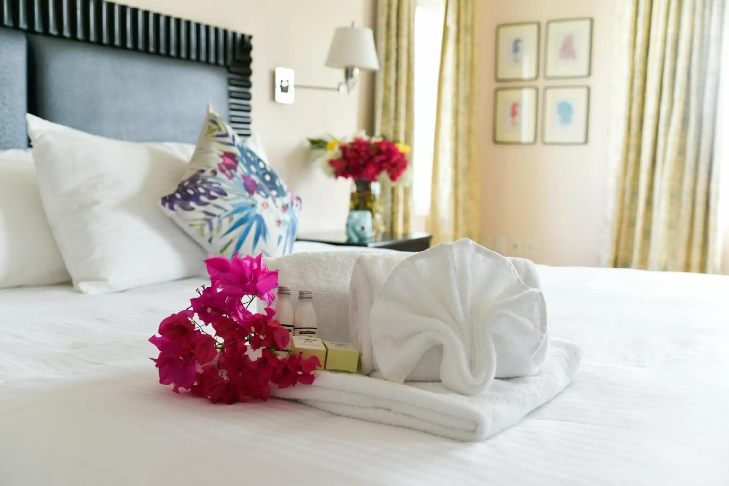 Bed in Princess Heights Luxury Condo Hotel Bed in Princess Heights Luxury Condo Hotel