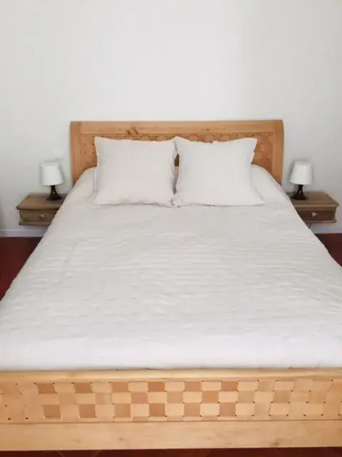 Double Room with Private Bathroom in Casa Cessenon Double Room with Private Bathroom in Casa Cessenon