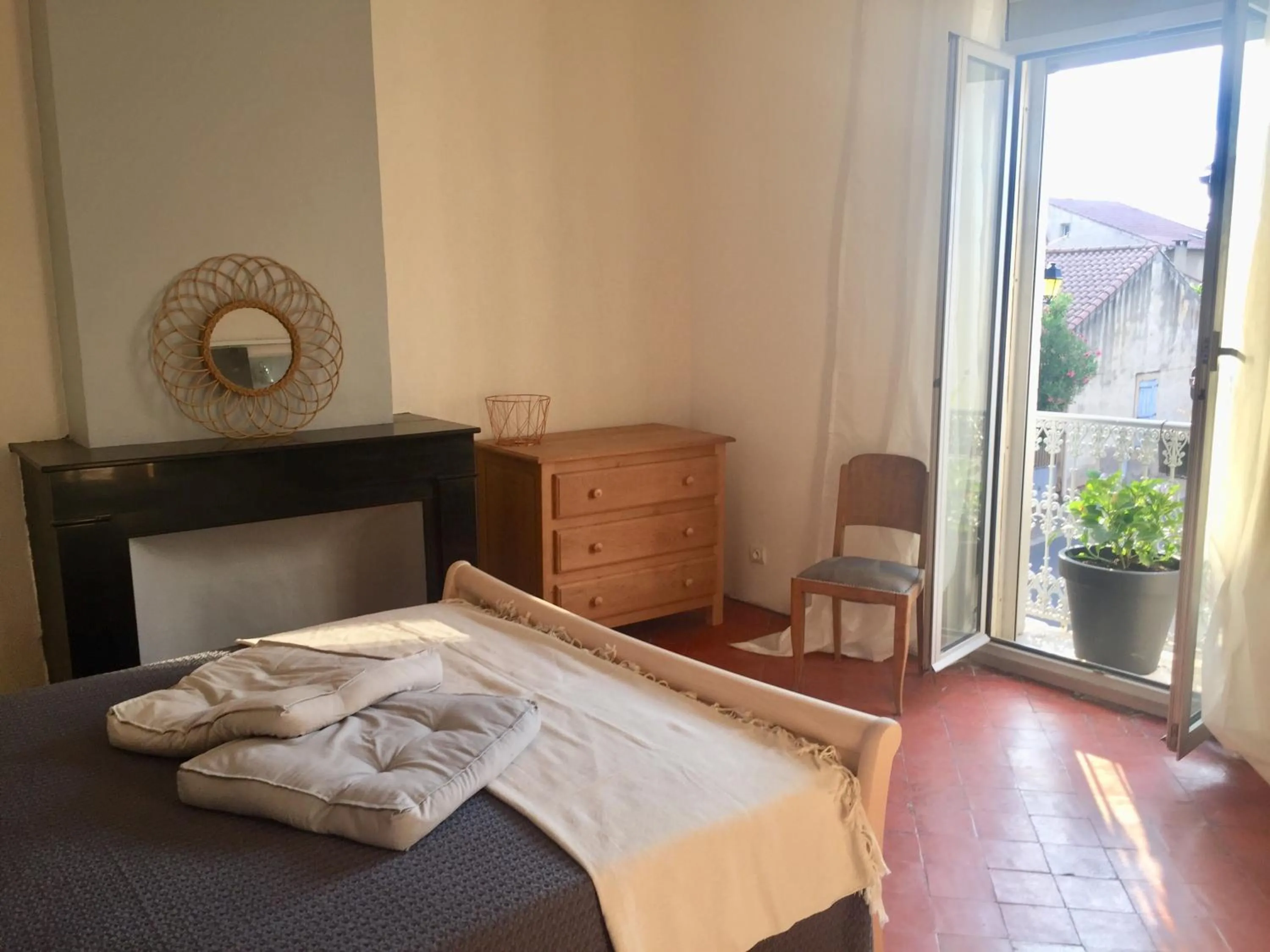 Photo of the whole room, Bed in Casa Cessenon