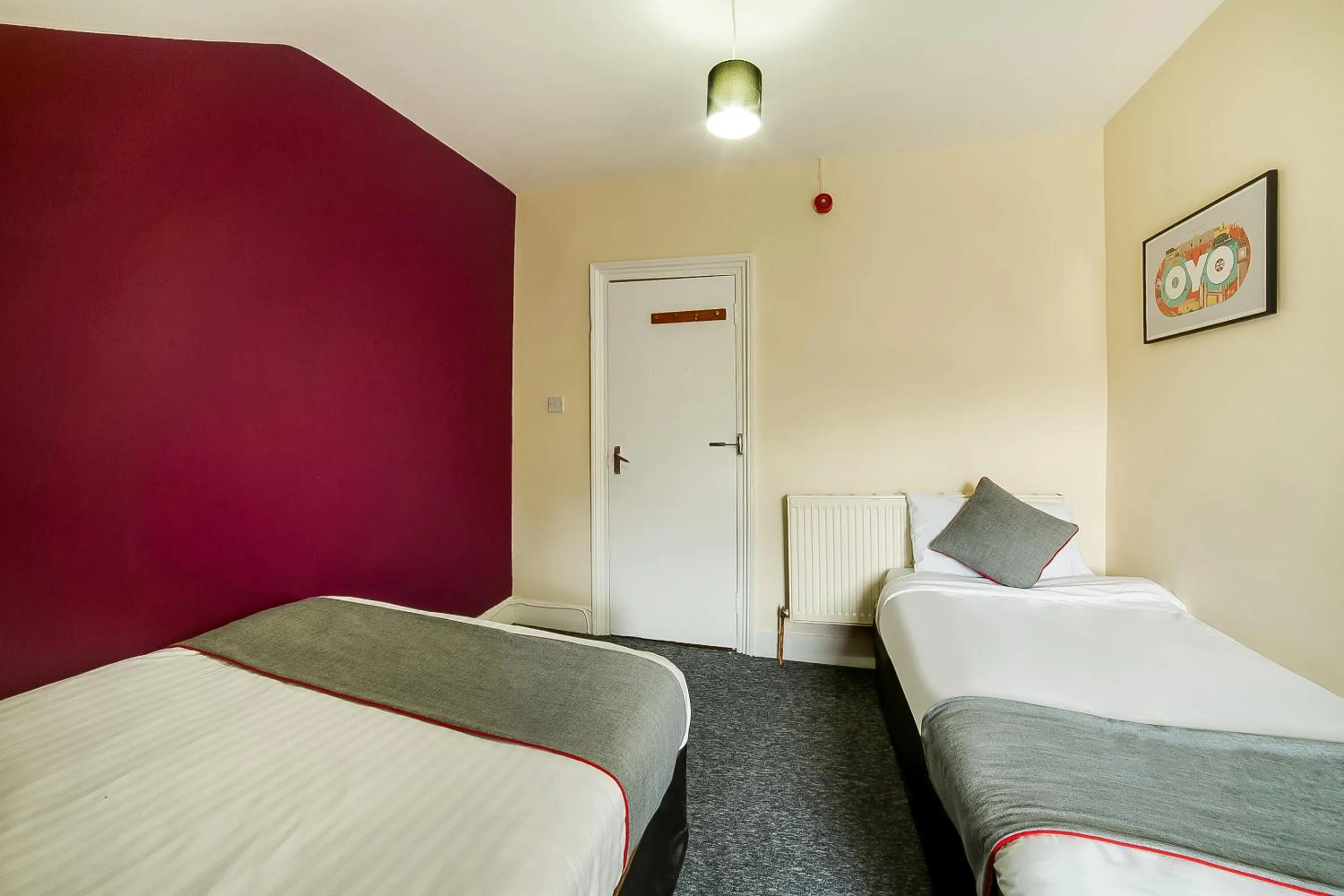 Bed in Stratford Hotel