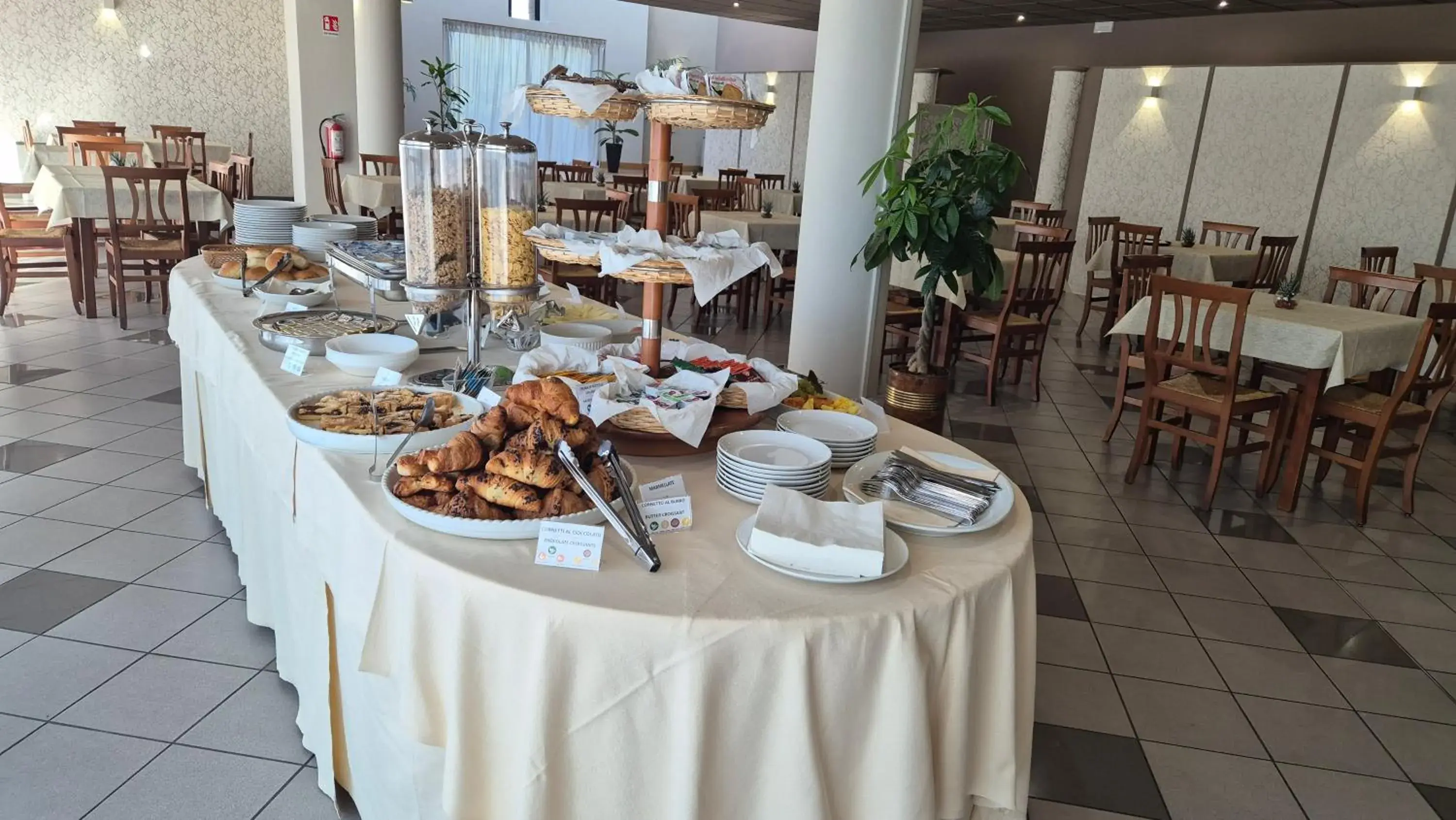 Breakfast in Hotel Le Cerbaie Breakfast in Hotel Le Cerbaie