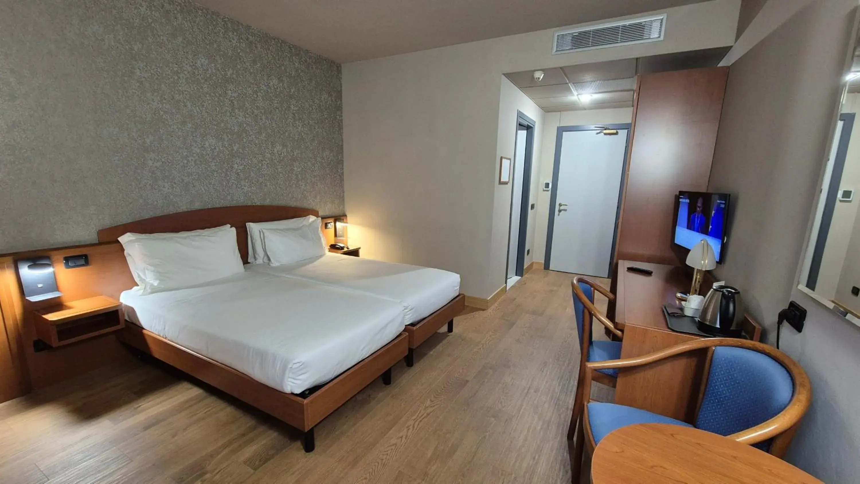 Bedroom, Bed in Hotel Le Cerbaie Bedroom, Bed in Hotel Le Cerbaie