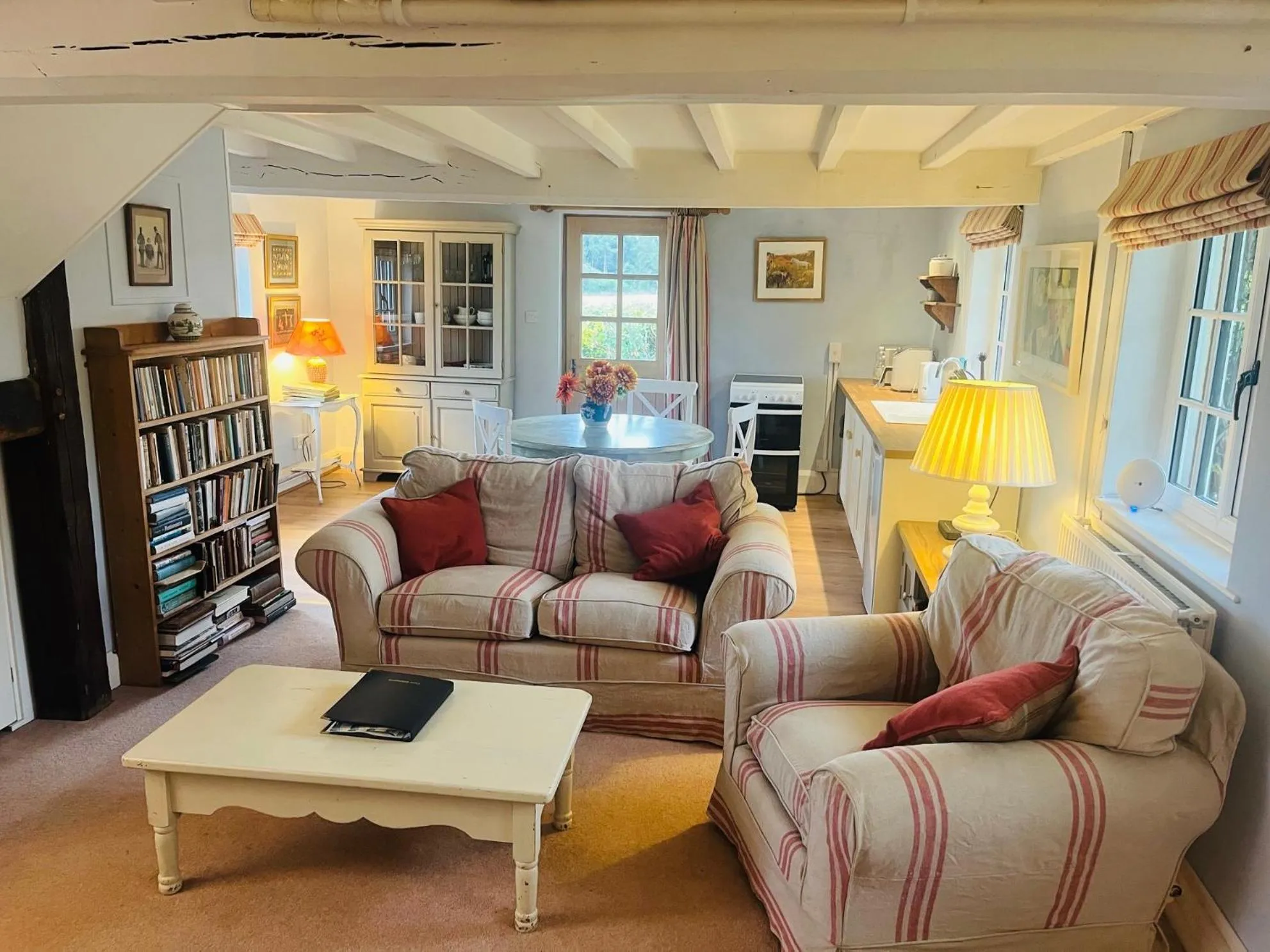 Living room in Mulsford Cottage