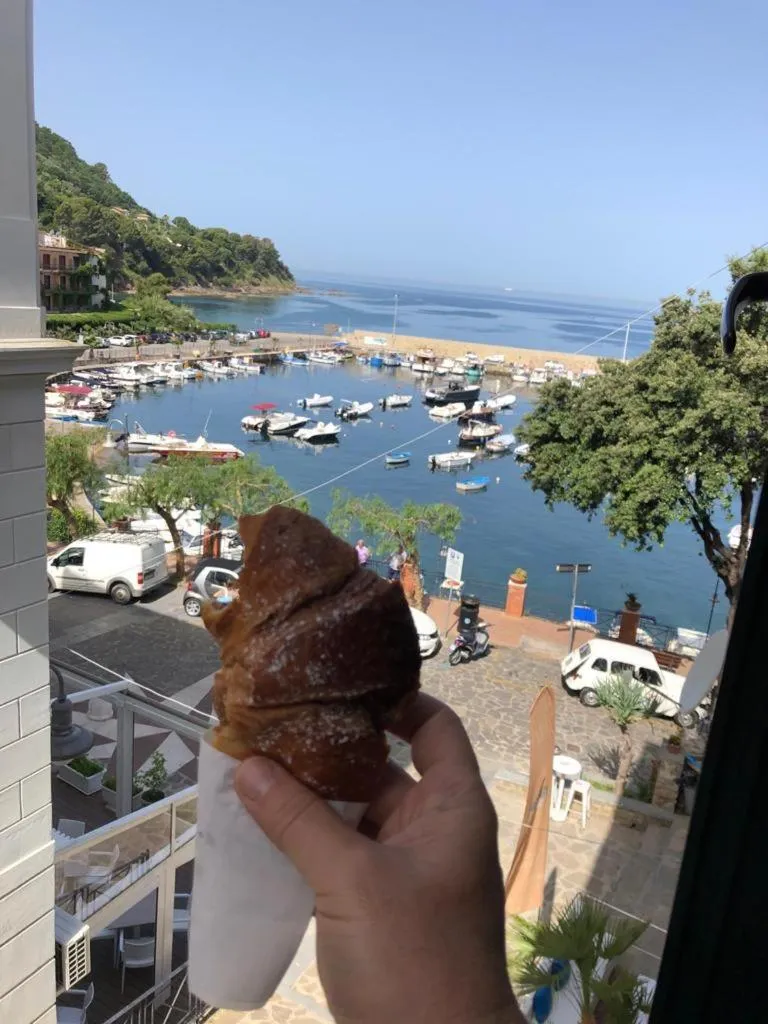 Day in Quasi in Porto Rooms