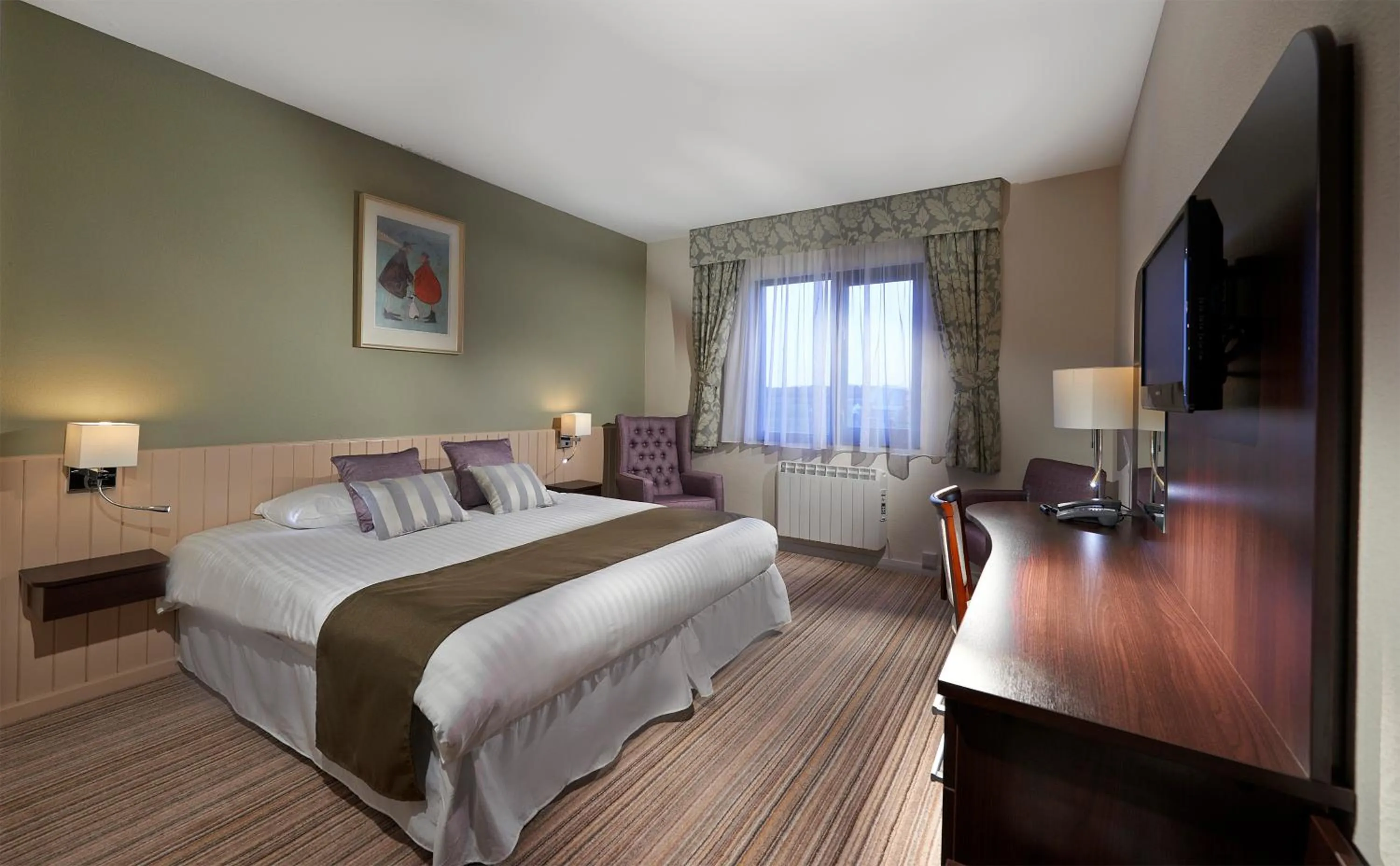 Day, Bed in The Peninsula Hotel