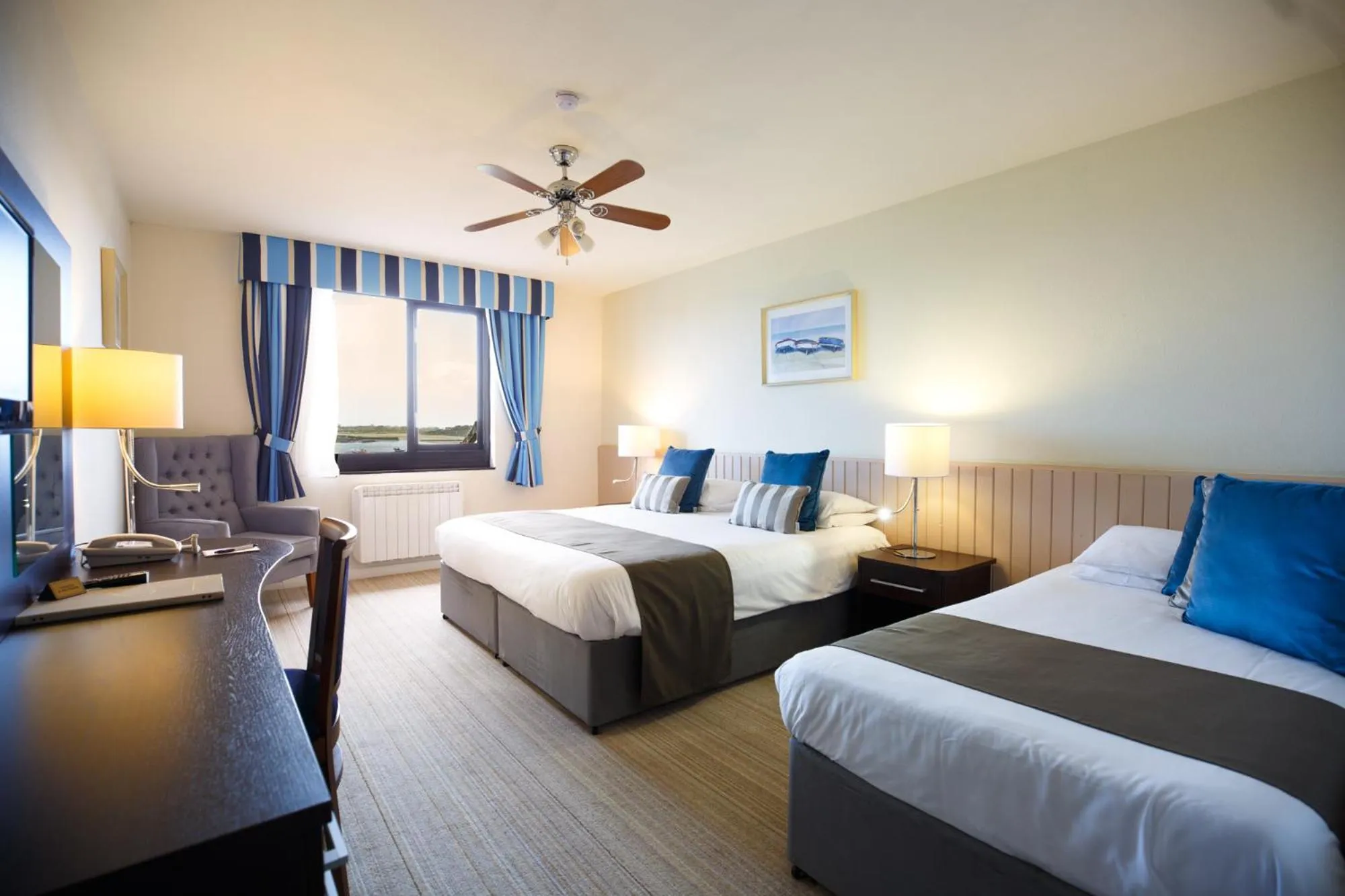 Bed in The Peninsula Hotel