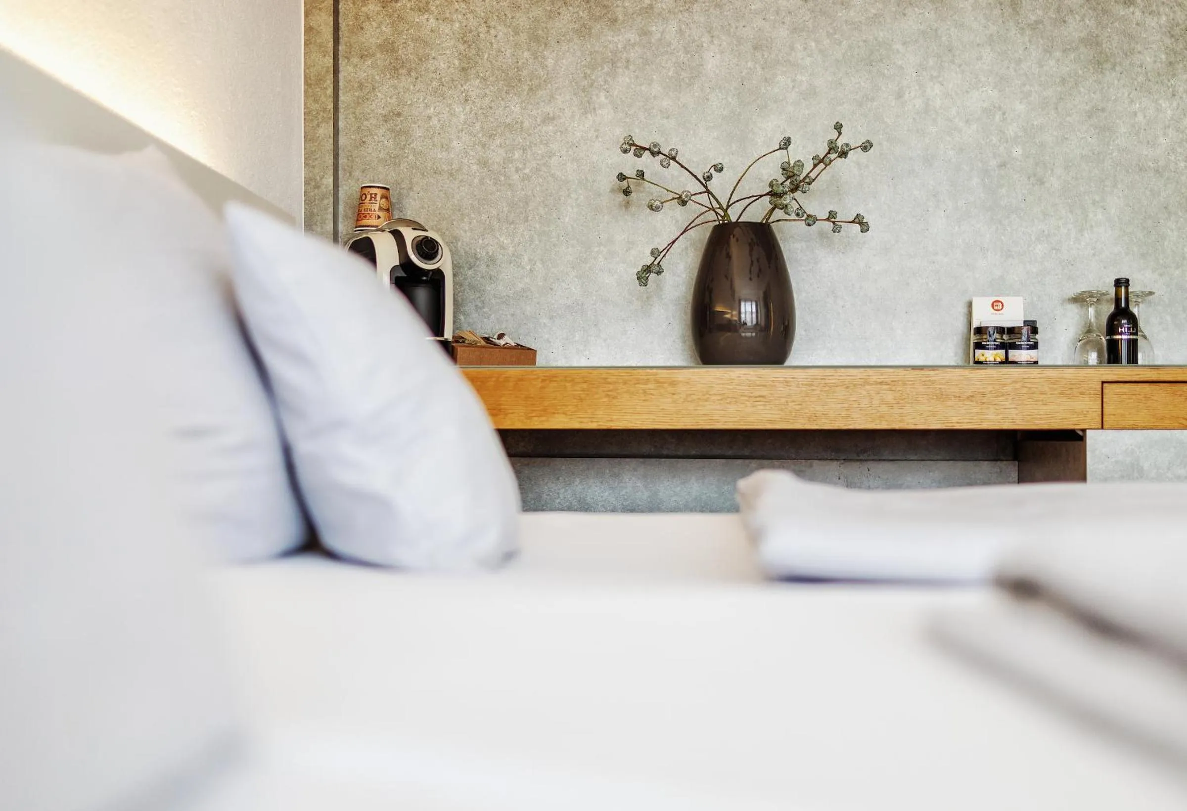 Photo of the whole room, Bed in Seevital Hotel & SPA - Ihr 4 Sterne Superior Hideaway direkt am See